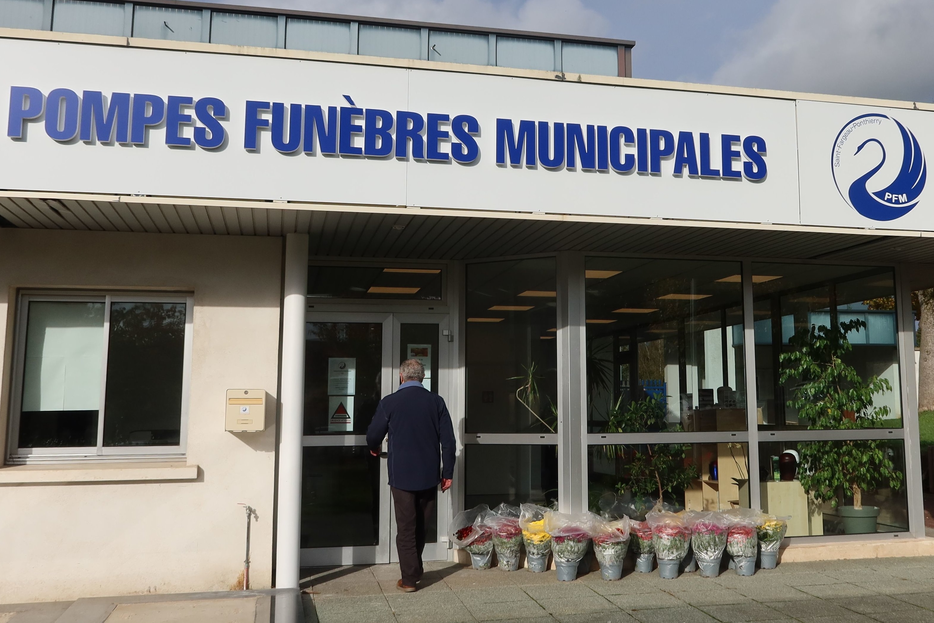 Saint-Fargeau-Ponthierry, le 31 octobre. La régie funéraire municipale de la commune a déjà organisé 56 obsèques en cinq mois et demi d'existence. LP/Sophie Bordier