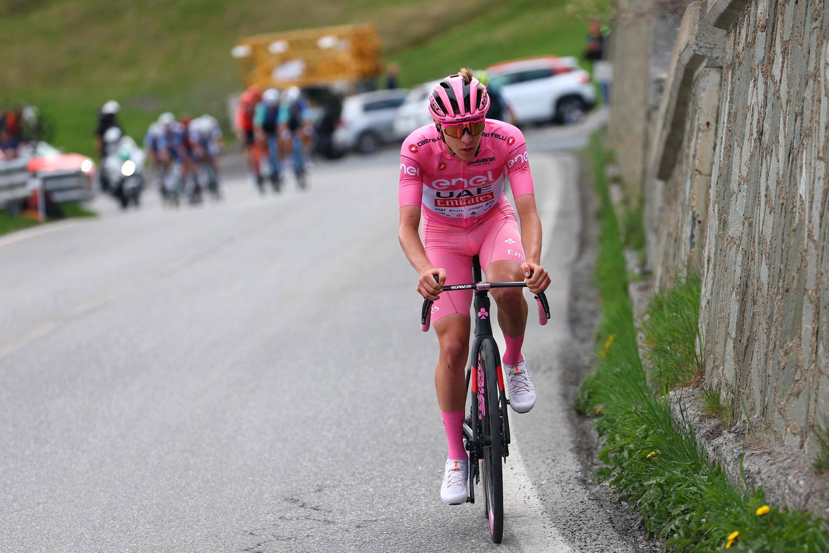 Tadej Pogacar, seul au monde sur l'étape reine du Giro 2024. (Photo Luca Bettini / AFP)