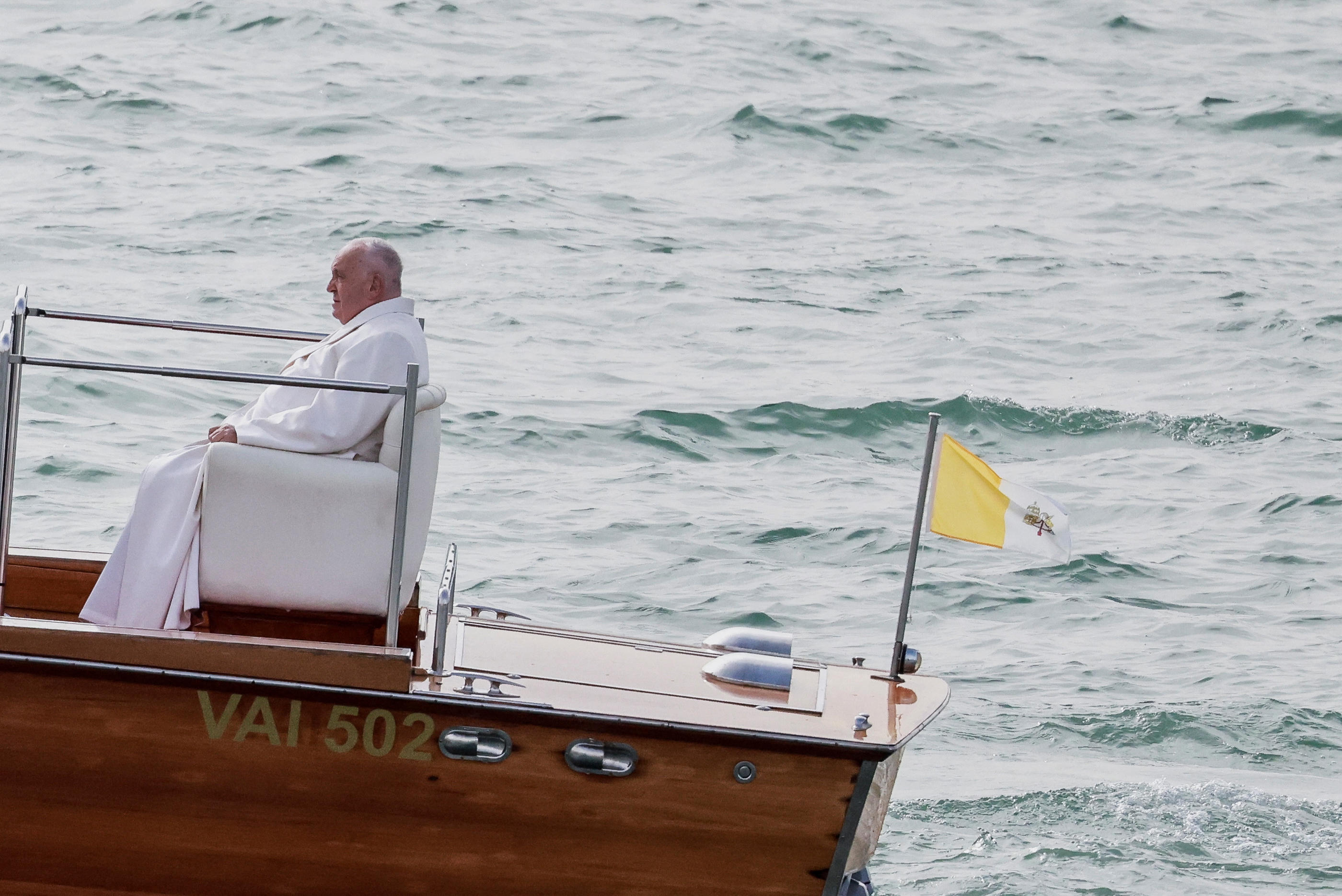 Le pape François était à Venise (Italie), ce dimanche 28 avril, pour son premier voyage depuis sept mois. REUTERS/Yara Nardi