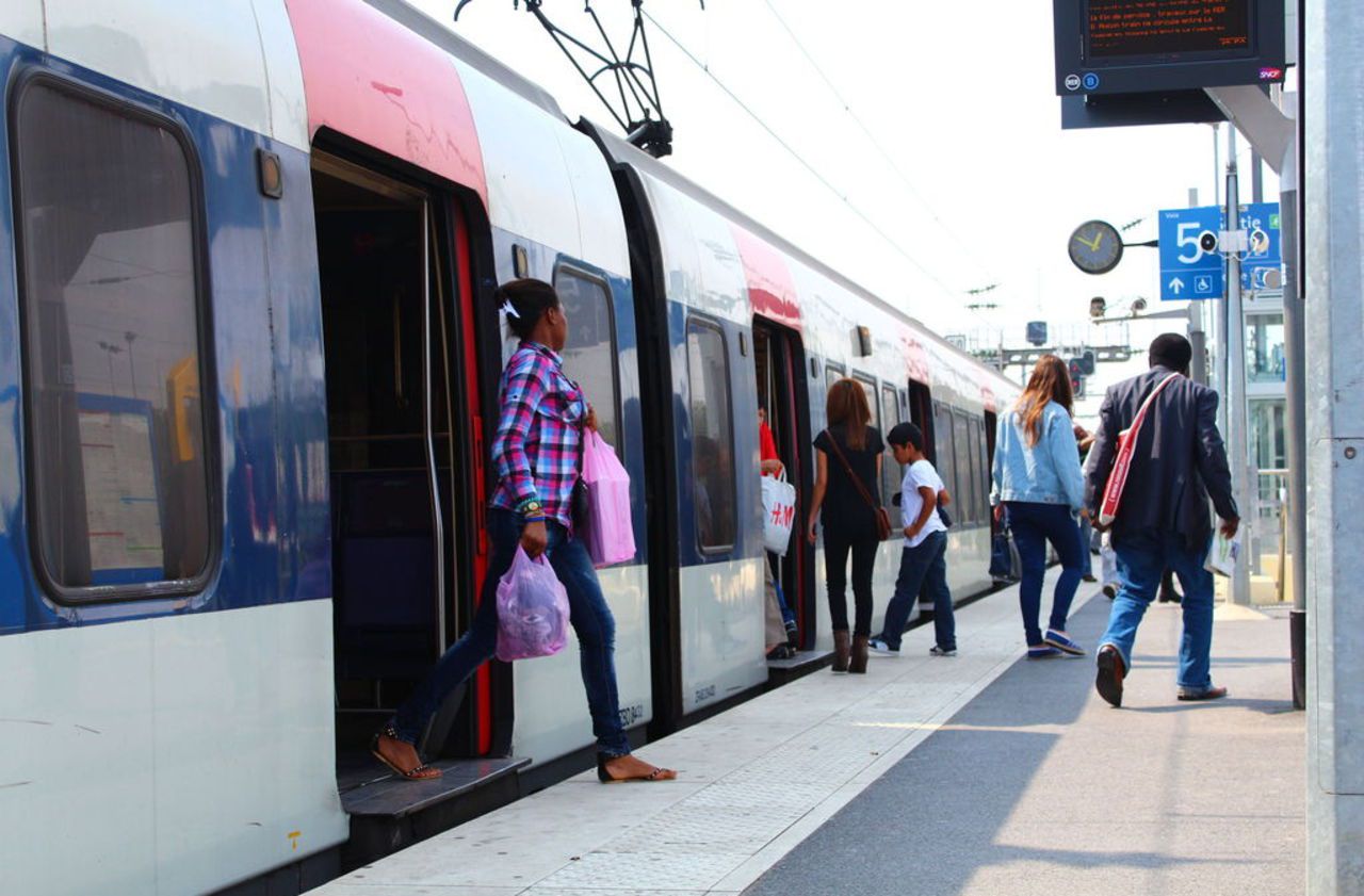 Le RER B fermé ce week-end entre Gare du Nord et Roissy - Le Parisien