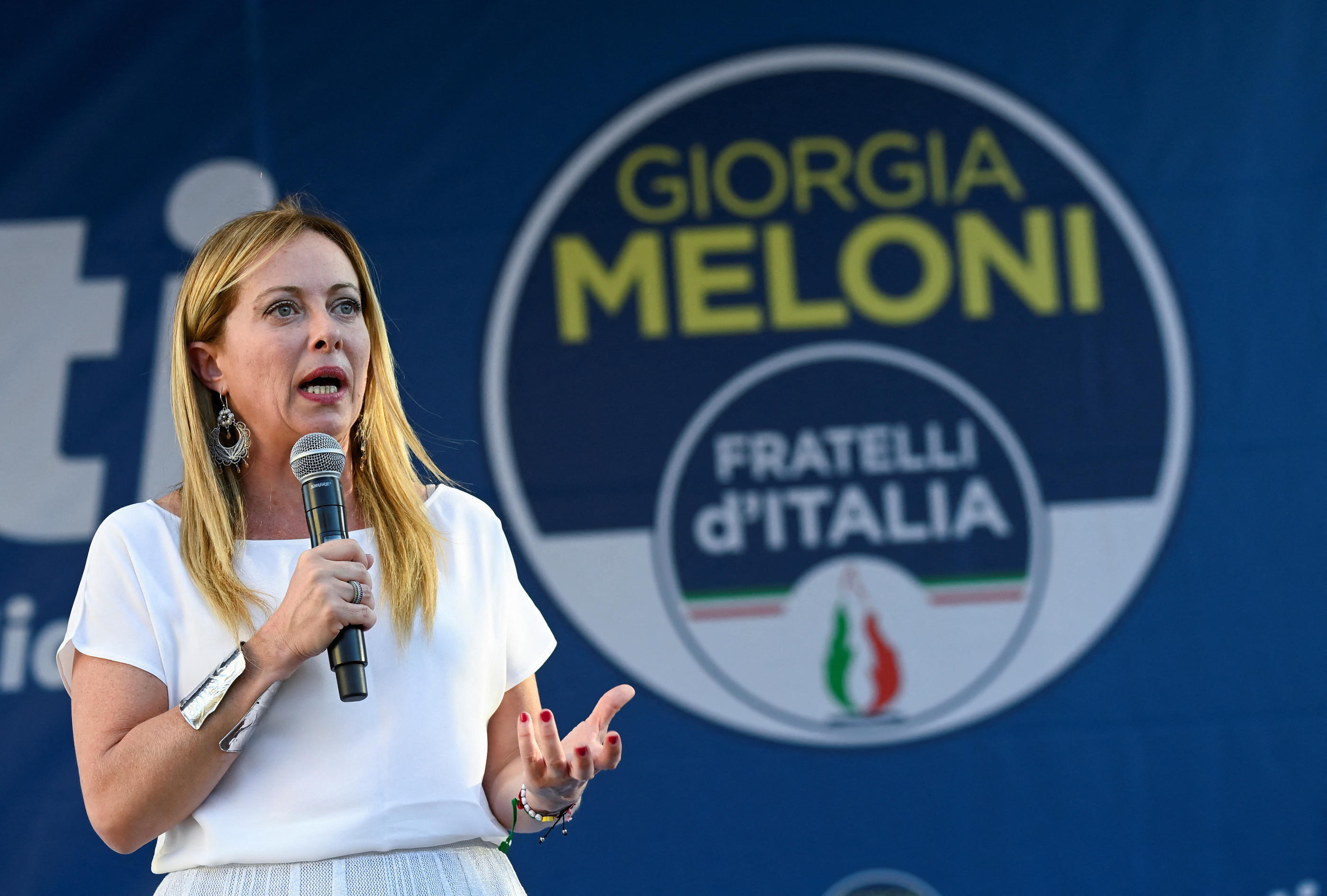Italie : Giorgia Meloni et l'extrême droite française, un cousinage  complexe - Le Parisien