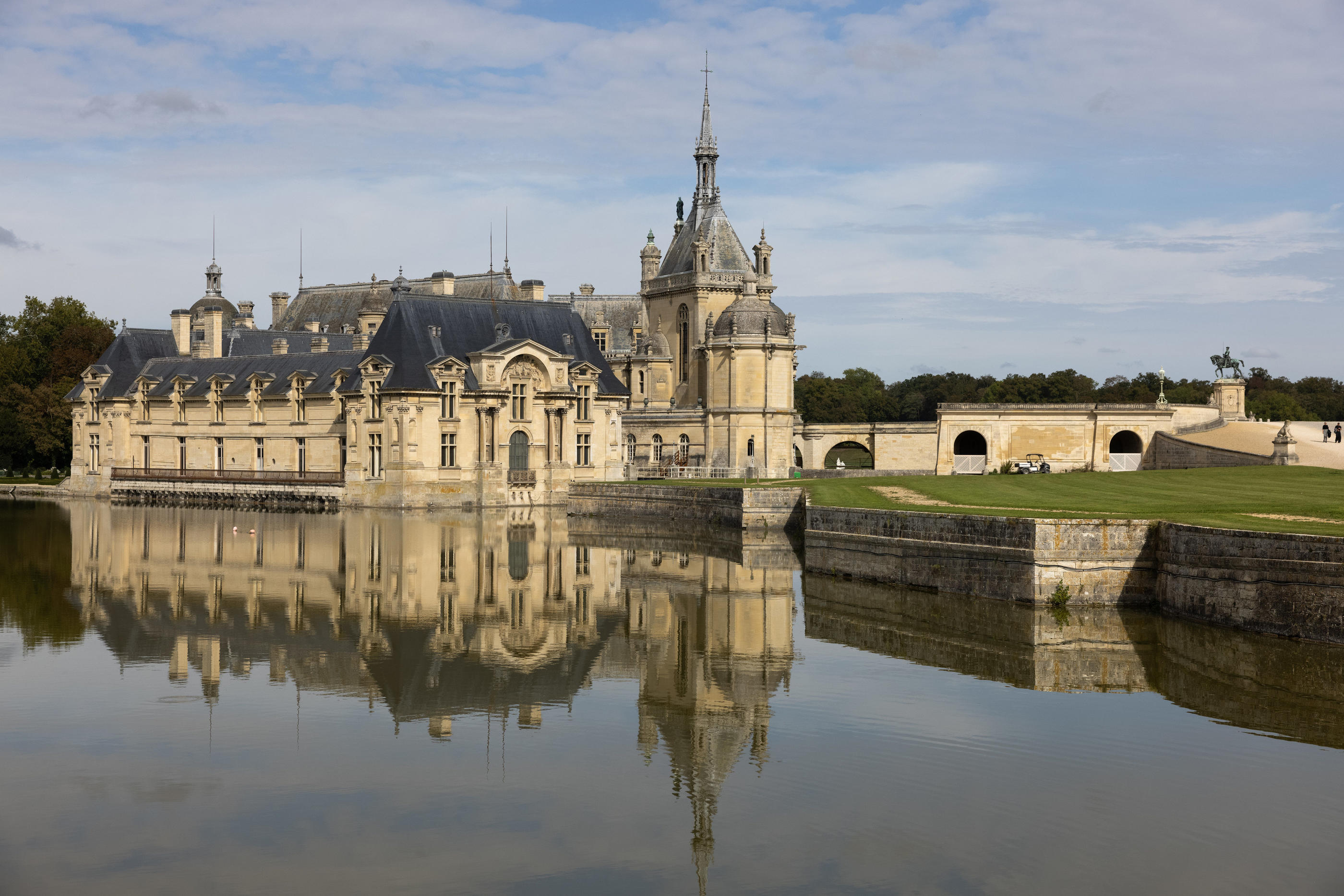 Le 18 juillet, la flamme traversera l'Oise d'est en ouest. Elle passera par le château de Chantilly dont le parc sera ouvert au public toute la journée. LP/Arnaud Dumontier