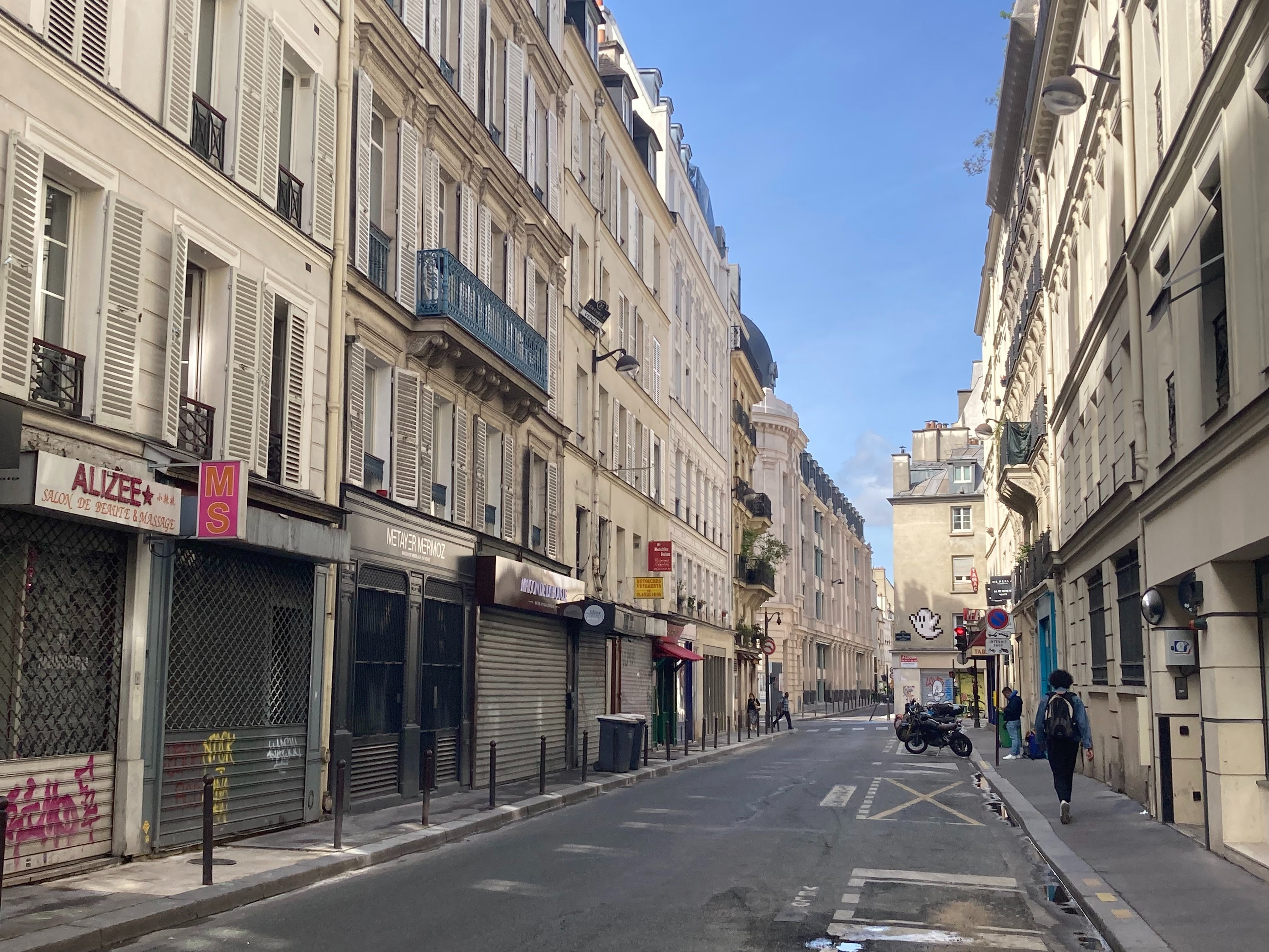 Paris (IXe), ce mercredi. Les faits se sont produits dans un appartement de la rue Montholon. LP/B.D.