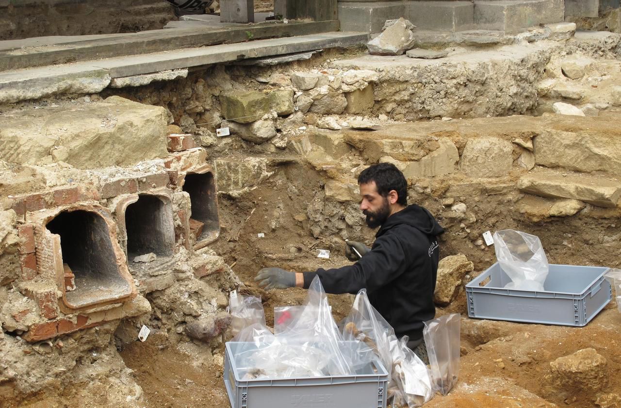 <b></b> Colombes, centre-ville, jeudi 12 avril 2018. Des fouilles archéologiques préventives ont été menées durant de long mois sous l’église Saint-Pierre-Saint-Paul.