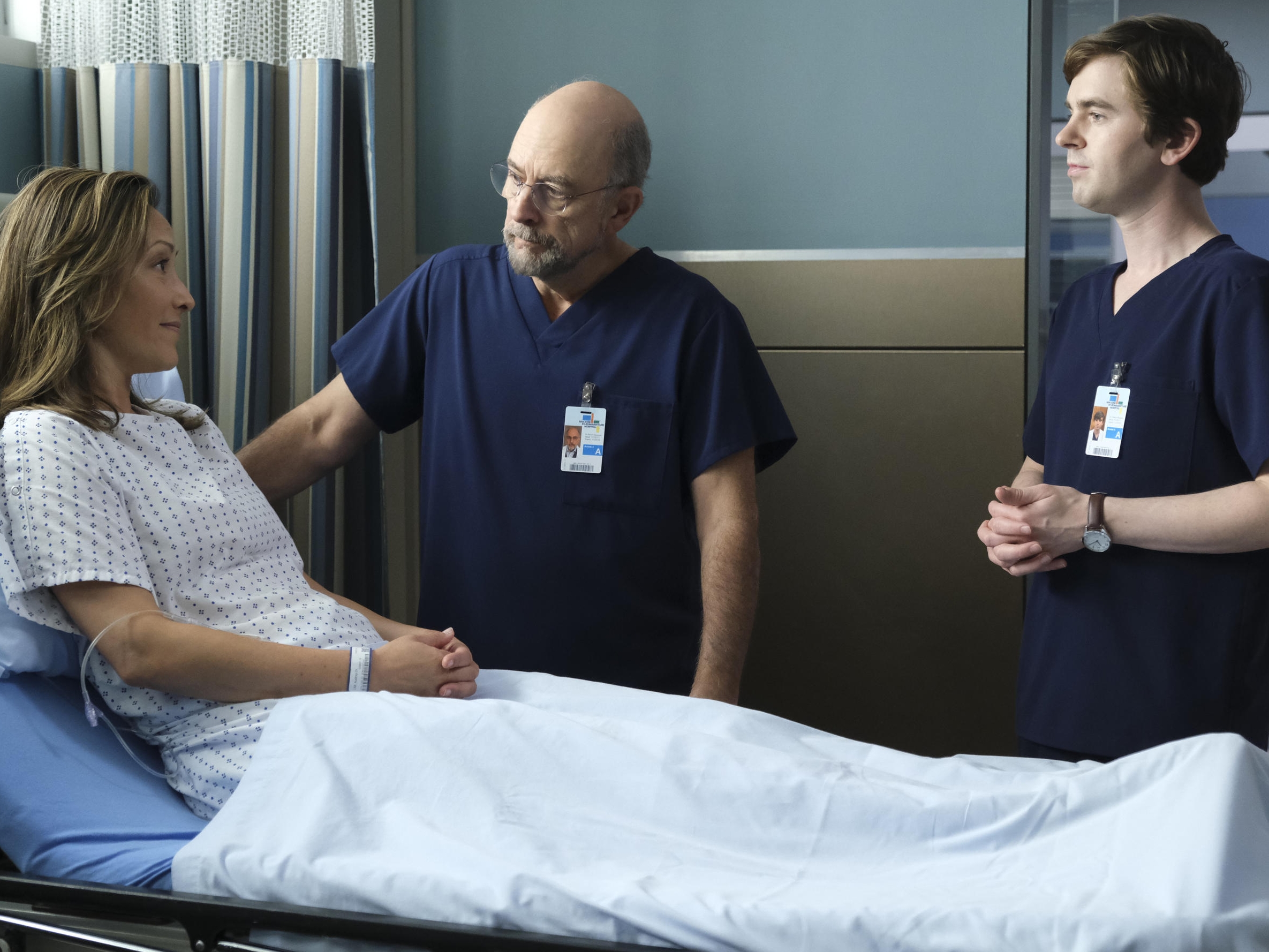 La série médicale américaine de TF1 « Good Doctor », emmenée par Freddie Highmore (à droite), a passionné 2,4 millions de fans, ce mercredi 20 septembre. American Broadcasting Companies/Jeff Weddell