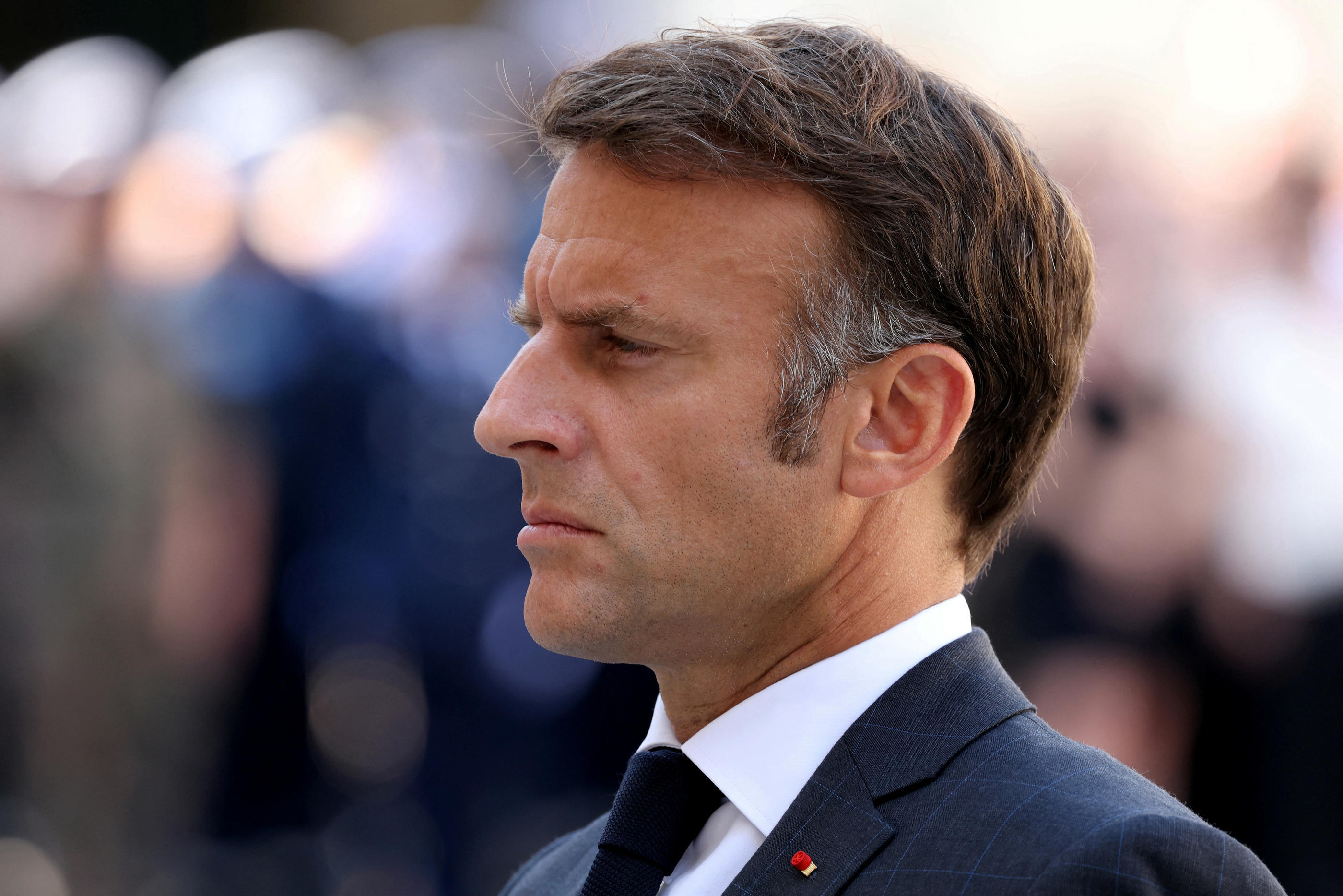 Selon nos informations, Emmanuel Macron (ici le 12 août) a confié à l’un de ses invités de ce lundi qu’il nommerait un nouveau Premier ministre «sous huitaine». Alain Jocard/Pool via REUTERS