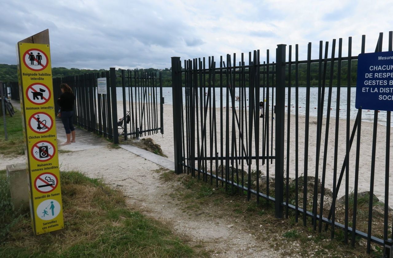 <b></b> Jablines-Annet (Seine-et-Marne), juin 2020. La capacité maximale d’accueil sur les plages de l’île de loisirs est de 5 000 personnes.