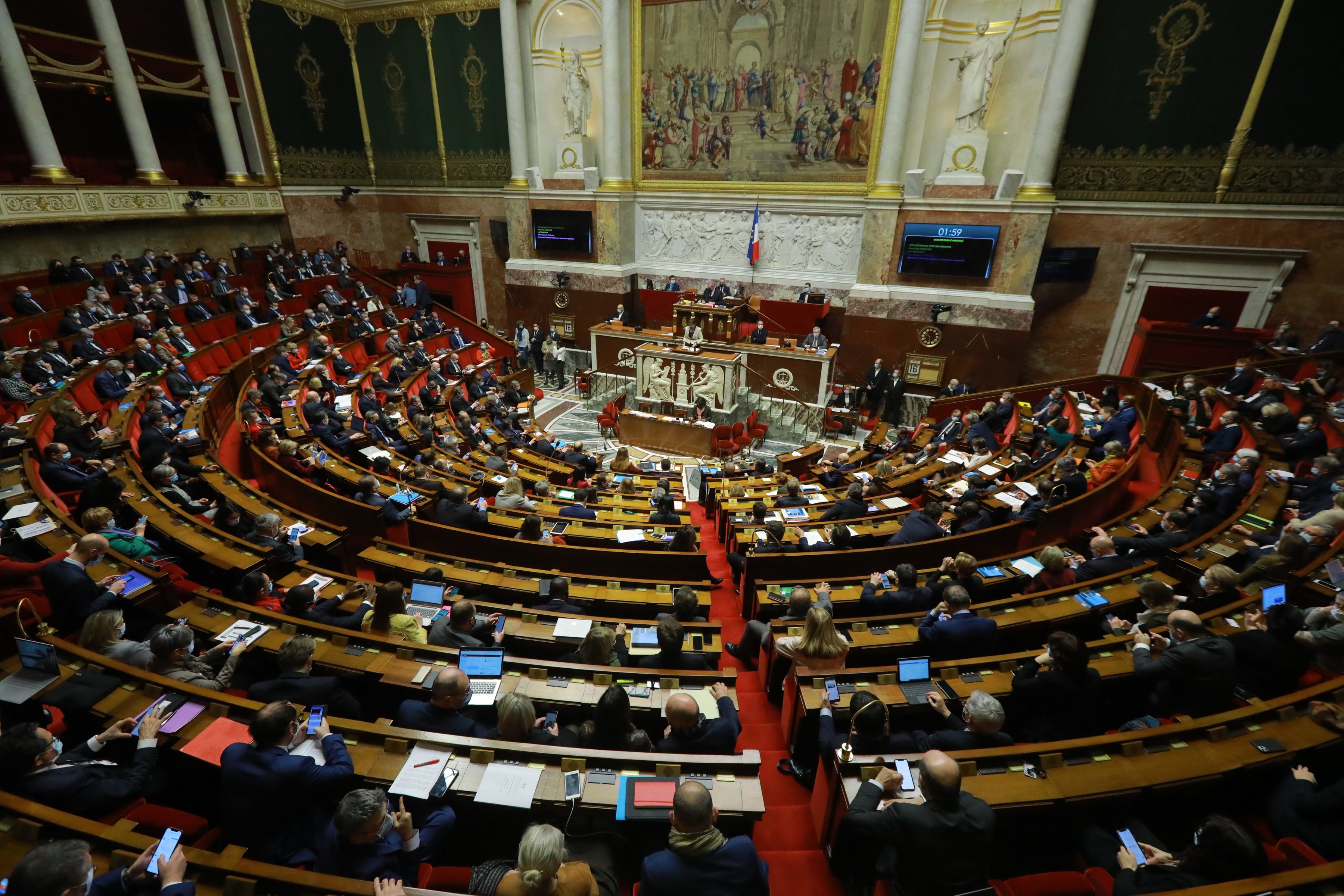 577 sièges étaient en jeu pour les élections législatives. LP/Philippe Lavieille