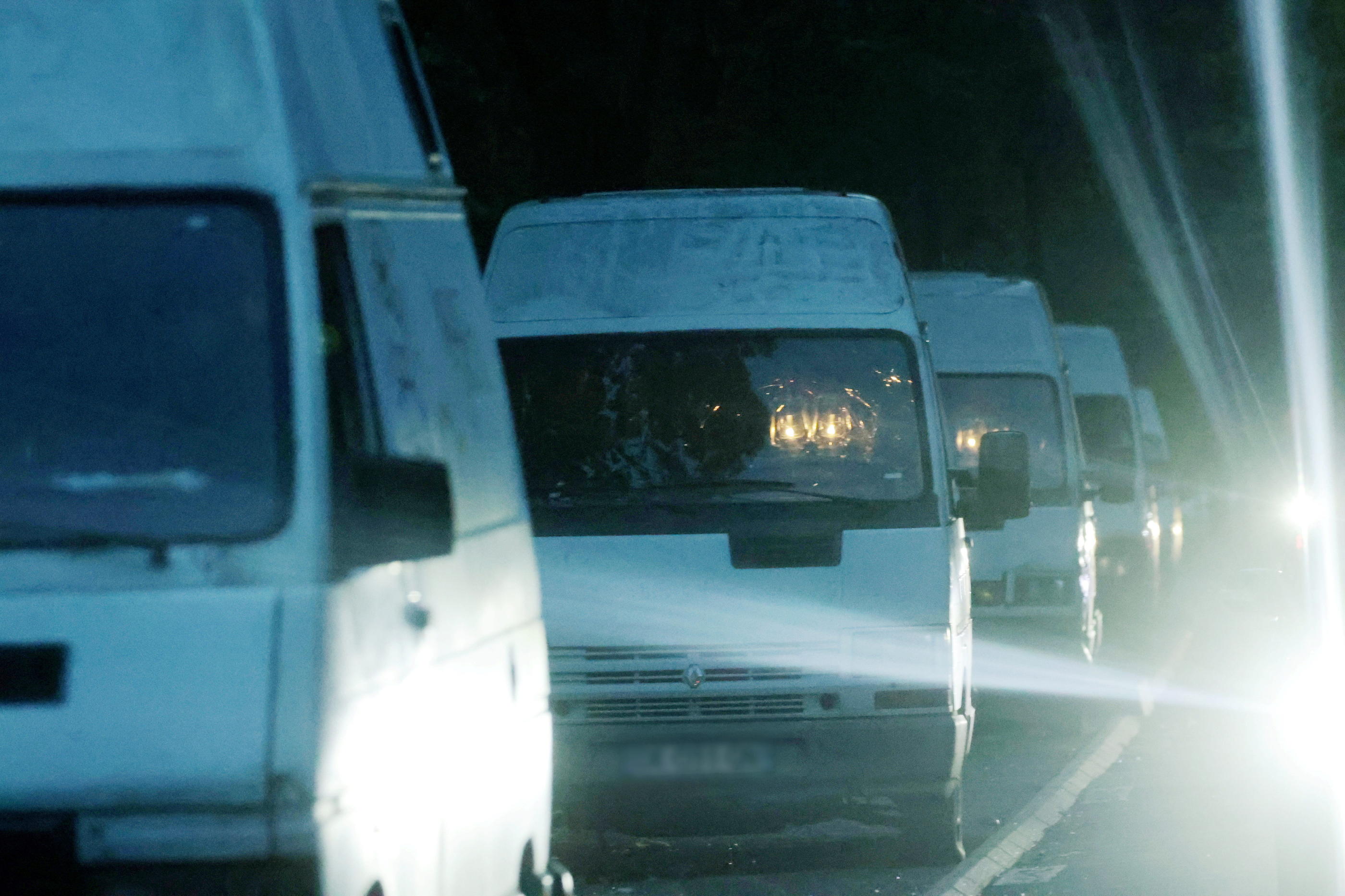 Les victimes étaient notamment exploitées dans des camionnettes stationnées dans le bois de Vincennes (Paris XIIe). LP/Olivier Arandel