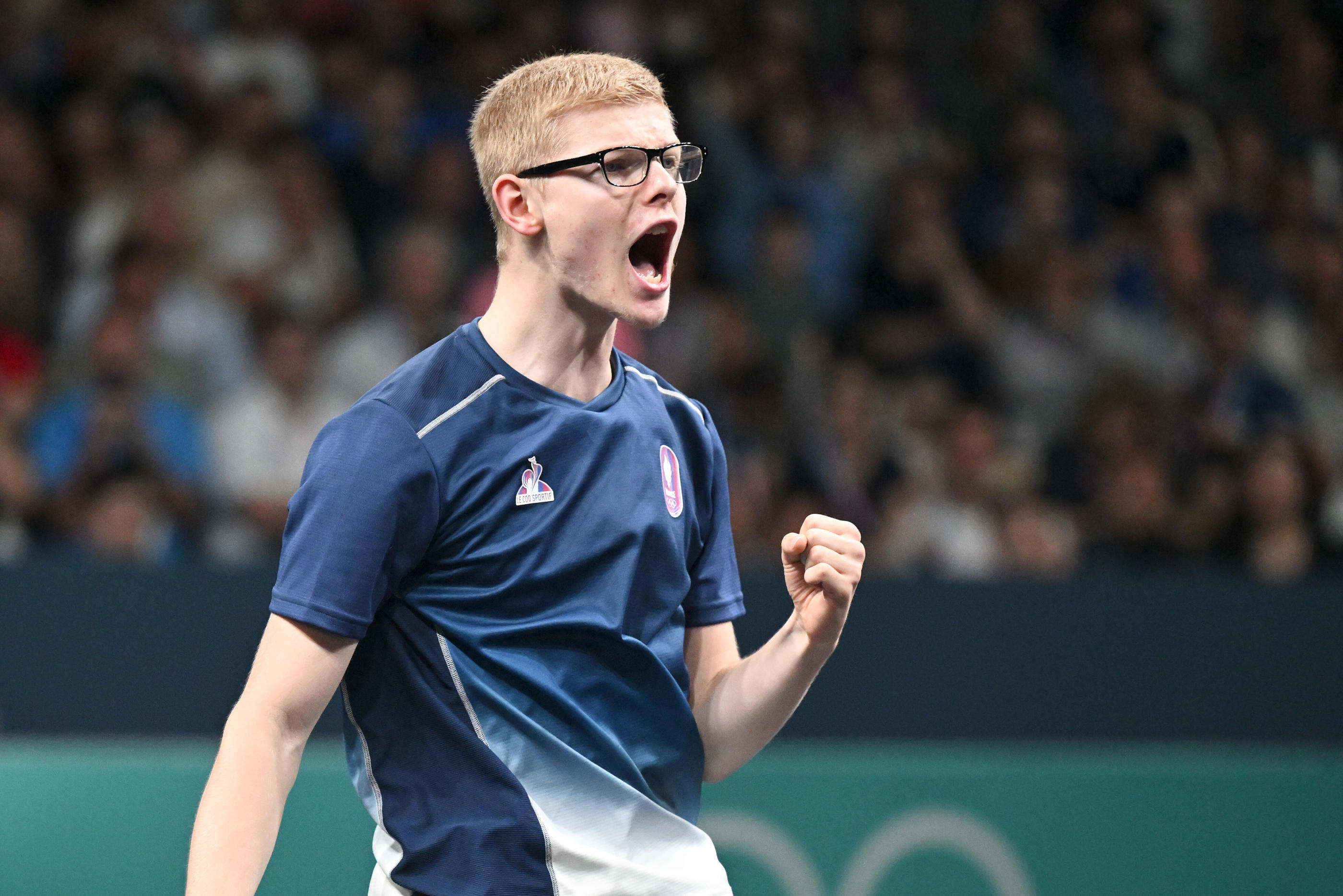 Le public a ovationné Félix Lebrun, lui réservant une vibrante «Marseillaise», ce 31 juillet. Le pongiste a gagné sa place pour les quarts de finale du tournoi olympique de tennis de table. Anthony Bibard/FEP/Icon Sport