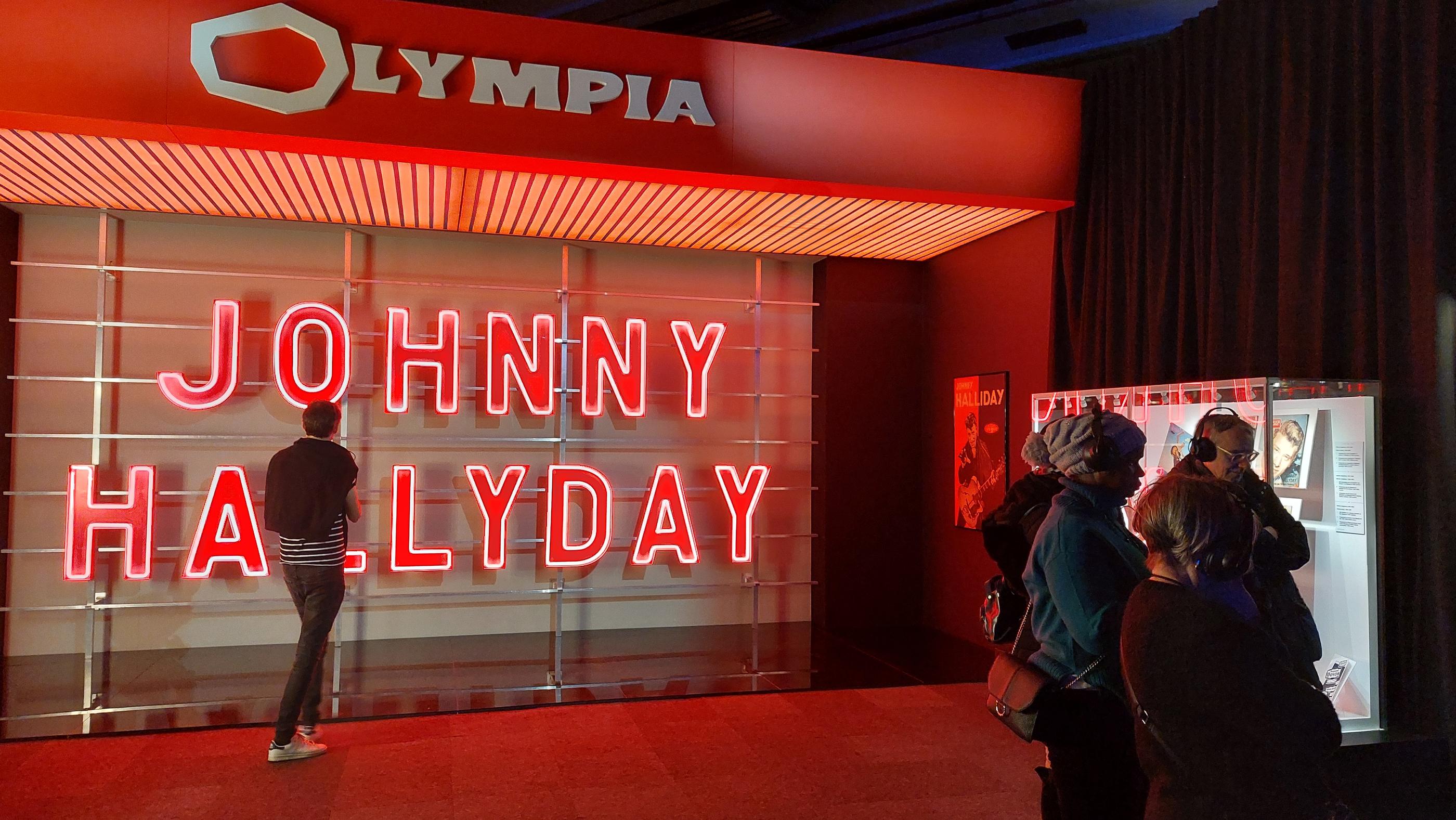 L'exposition consacrée à Johnny Hallyday vient d'ouvrir à la porte de Versailles. Son organisateur espère attirer 250 000 visiteurs d'ici au mois de juin. LP/Eric Bureau