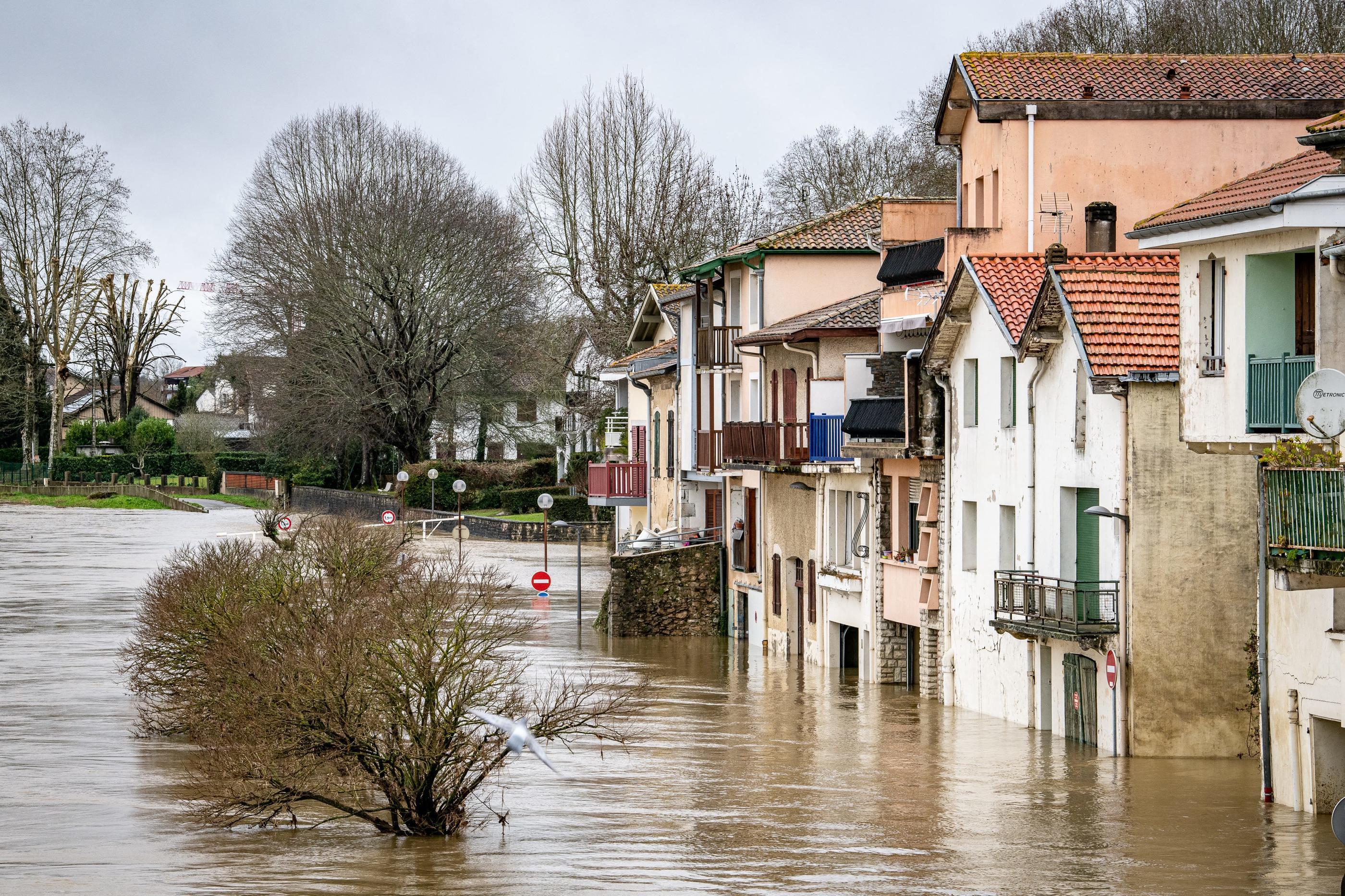 Contexte De Sacs De Sable Pour La Défense Contre Les Inondations