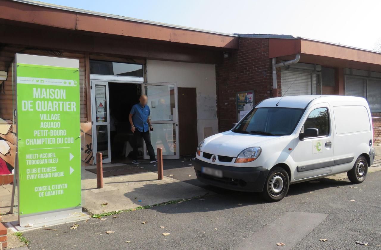 <b></b> Evry, ce vendredi 19 octobre 2018. La maison de quartier du Champtier du Coq a été vandalisée dans la nuit du jeudi 18 au vendredi 19 octobre. 