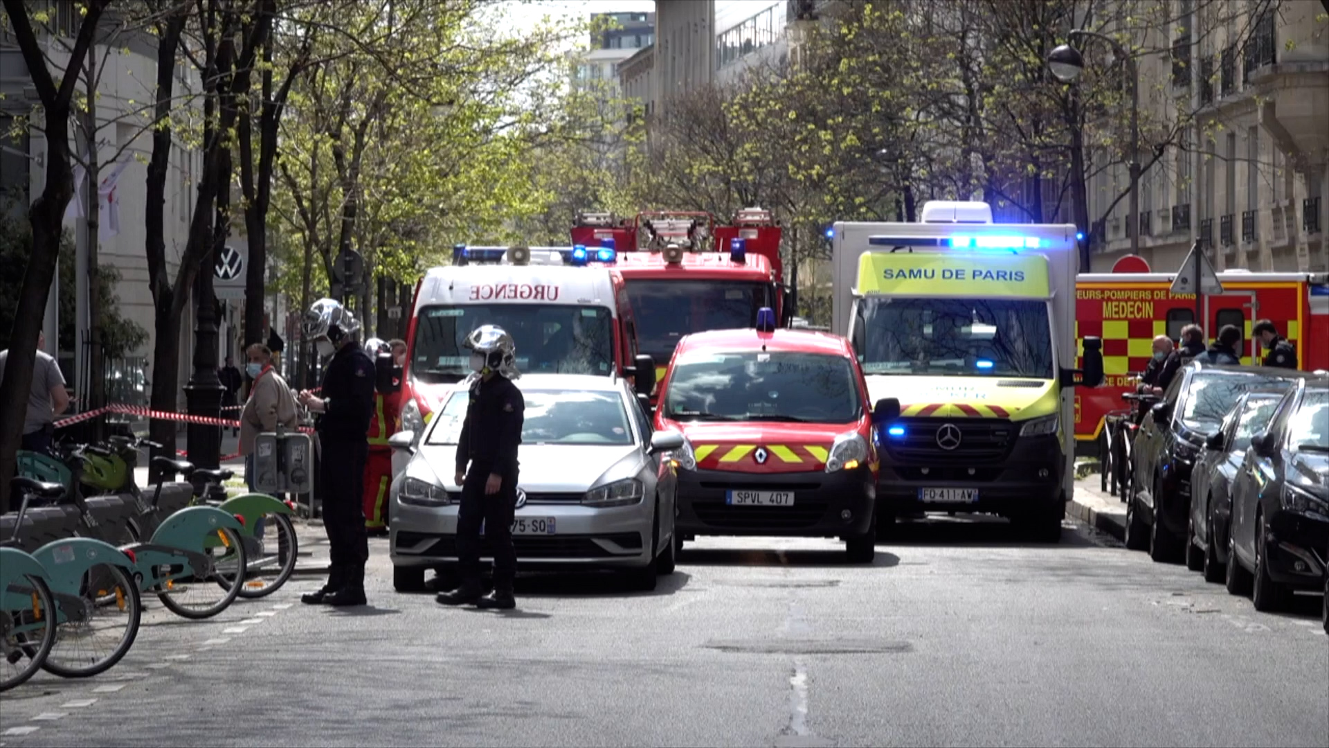 VIDÉO. Fusillade devant un hôpital à Paris : «J'ai entendu ...