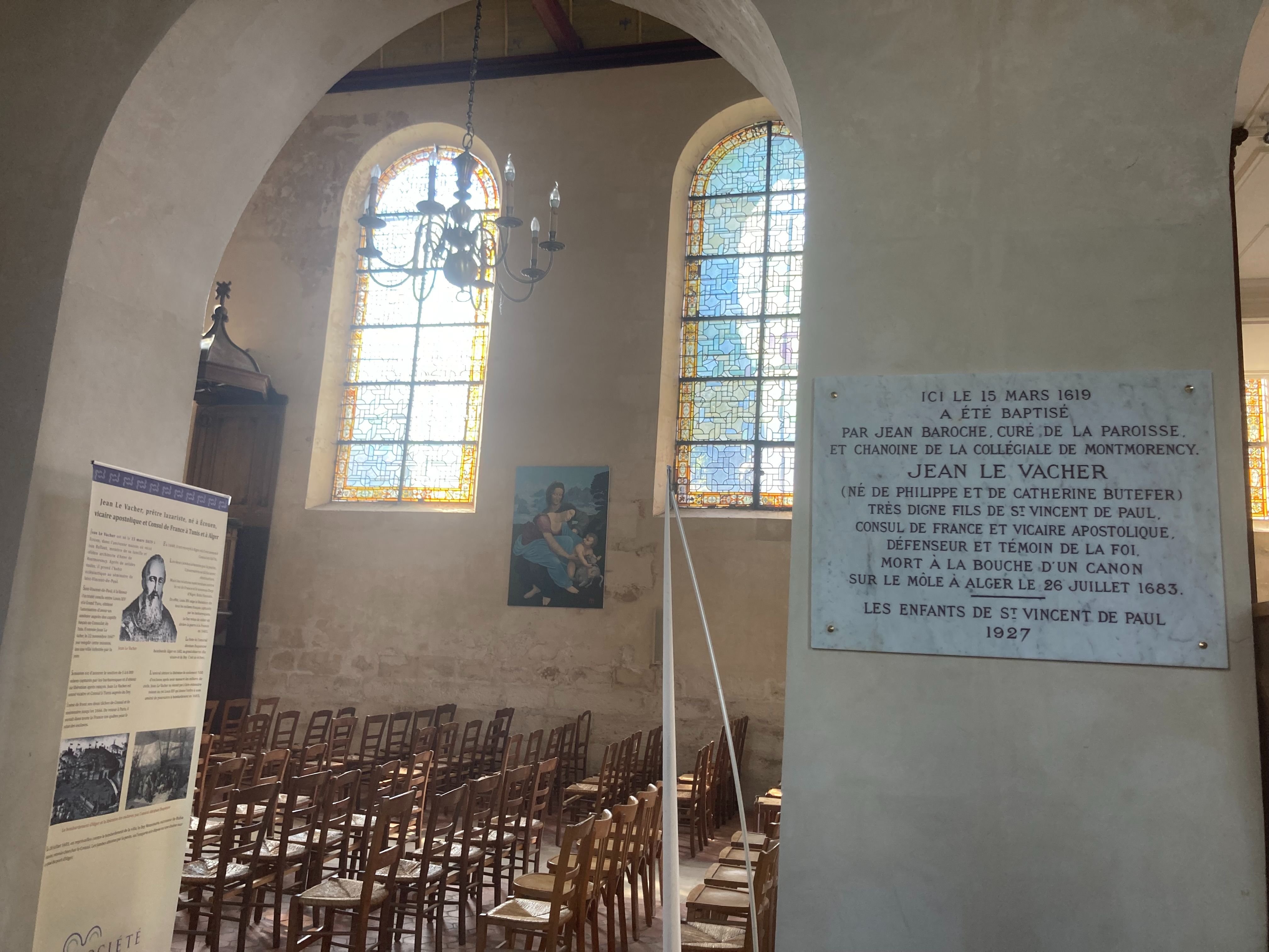 Écouen  (Val-d'Oise). La plaque en hommage à Jean Le Vacher datant de 1927 de l'église Église Saint-Acceul a été restaurée et sera inaugurée ce dimanche 1er octobre. LP/A.C