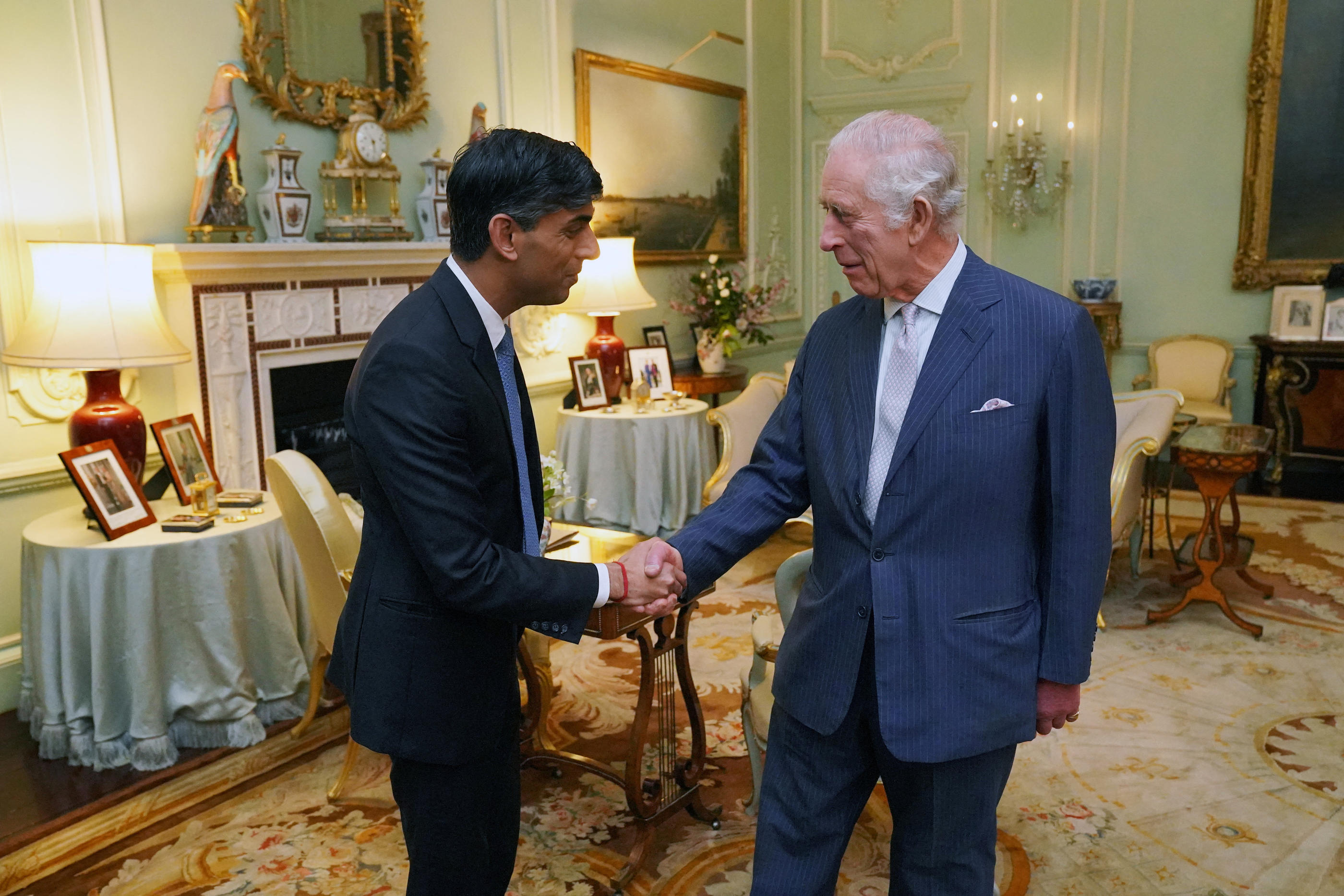 Charles III et Rishi Sunak à Buckingham Palace. REUTERS/Jonathan Brady