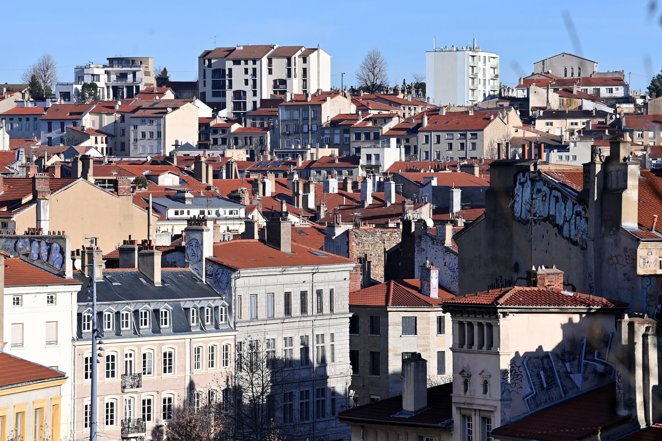 À Saint-Étienne (Loire), grâce à la baisse des taux sur les six derniers mois, il est désormais possible de s'acheter 5 m2 de plus à budget constant. PhotoPQR/Le Progrès/Rémy Perrin