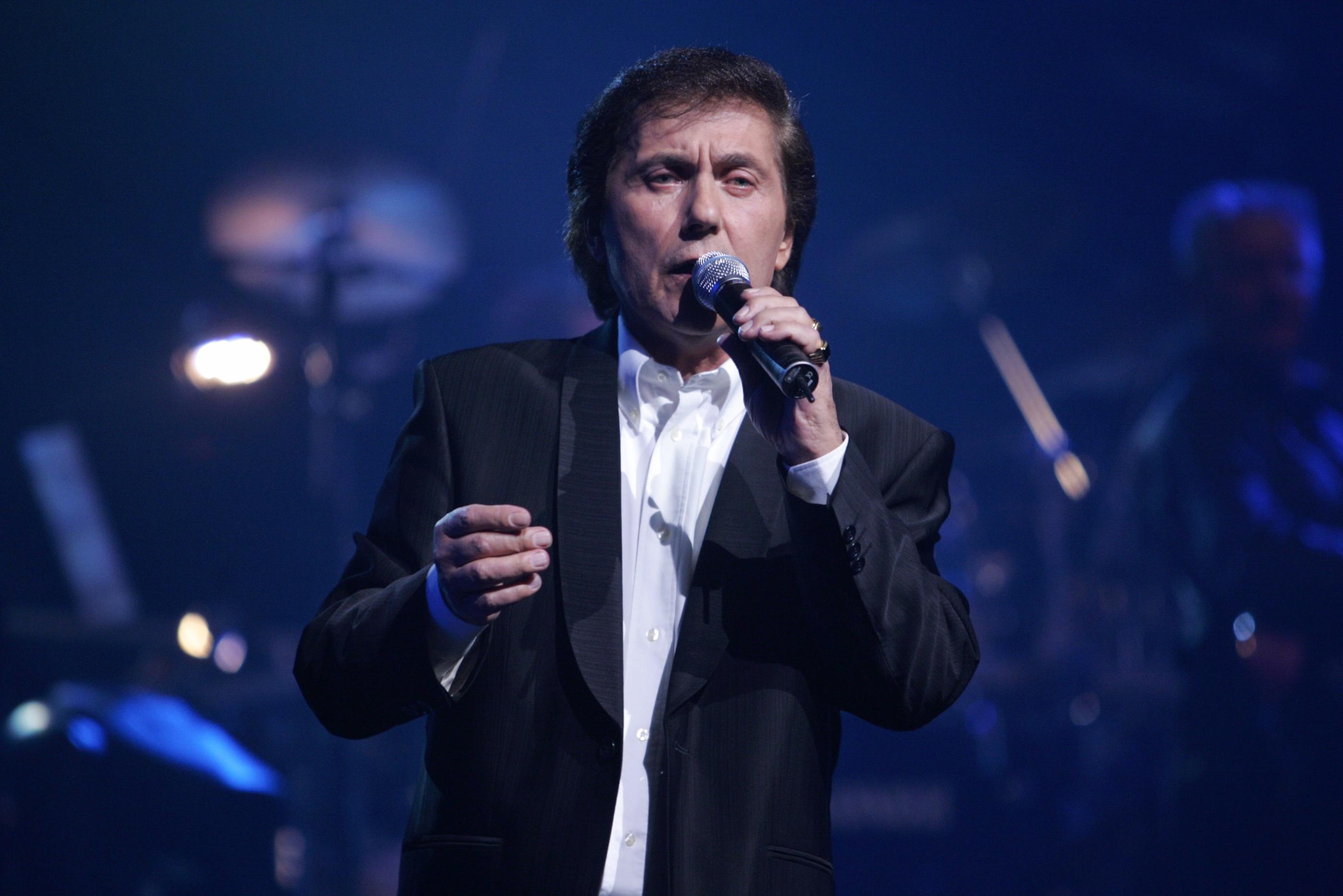 Mort de Frank Michael : le chanteur de « Toutes les femmes sont belles » emporté par un cancer foudroyant à 79 ans - Le Parisien