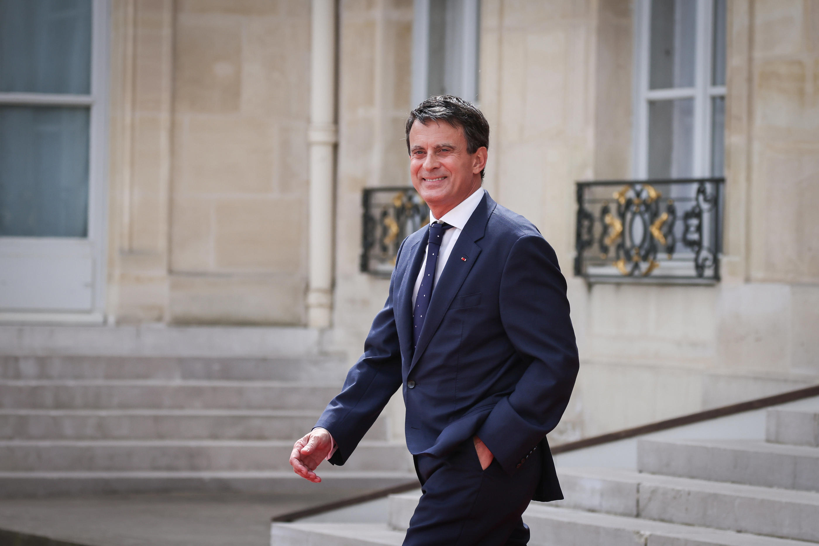 Paris (VIIIe), en mai 2022. Manuel Valls a été approché par une petite formation écologiste pour être sa tête de liste aux européennes. LP/Fred Dugit