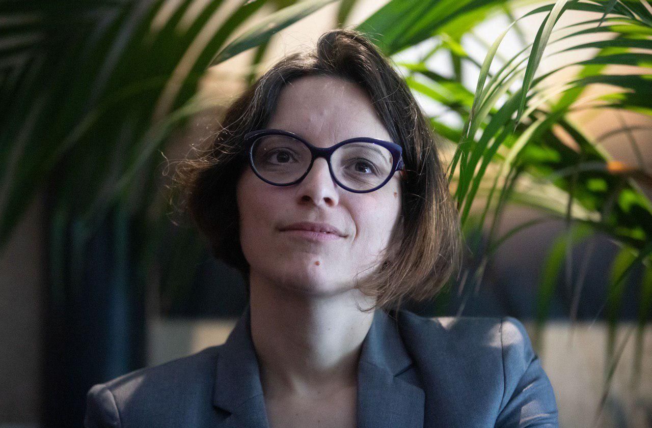 <b></b> Jeune militante écologiste au début des années 2000, Célia Blauel fait aujourd’hui partie du cercle rapproché de la maire (PS) de Paris, Anne Hidalgo.