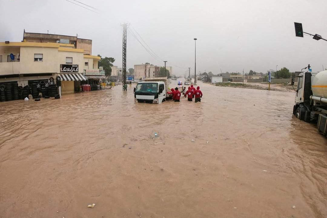 Le dernier bilan officiel ce mardi matin fait état de plus de 2 000 morts en Libye. AFP/Libyan Red Crescent