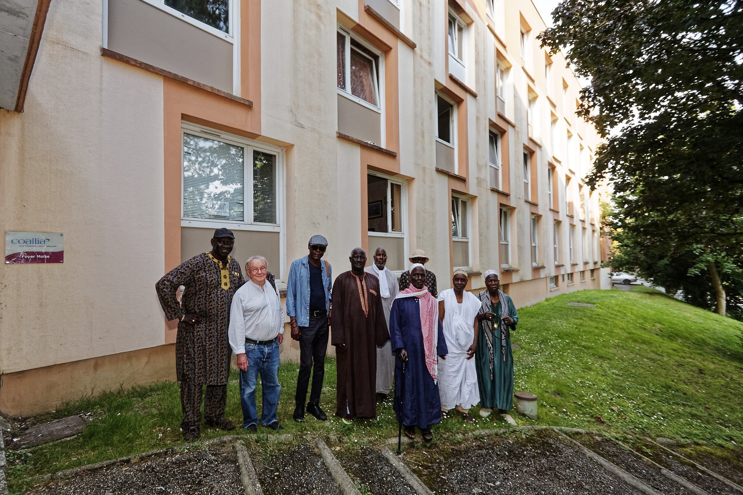 Résidents et associations réclament la réhabilitation du Foyer Moïse et soutiennent la demande de l’architecte Robert Génermont de classement au titre d’Architecture contemporaine remarquable. #PRESSE30