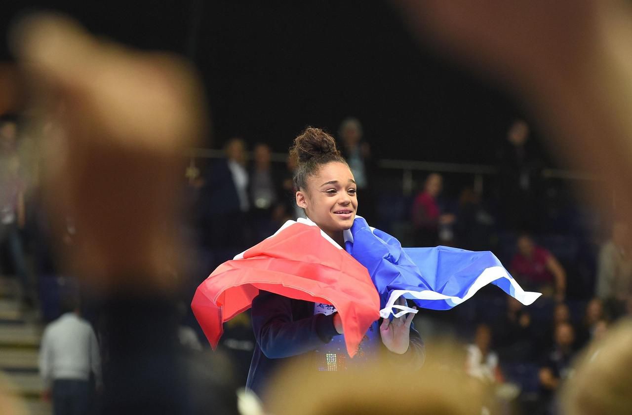 <b></b> Mélanie De Jesus Dos Santos est la seconde Française à être sacrée championne d’Europe du concours général, après Marine Debauve en 2005. (Photo by Janek SKARZYNSKI/AFP)