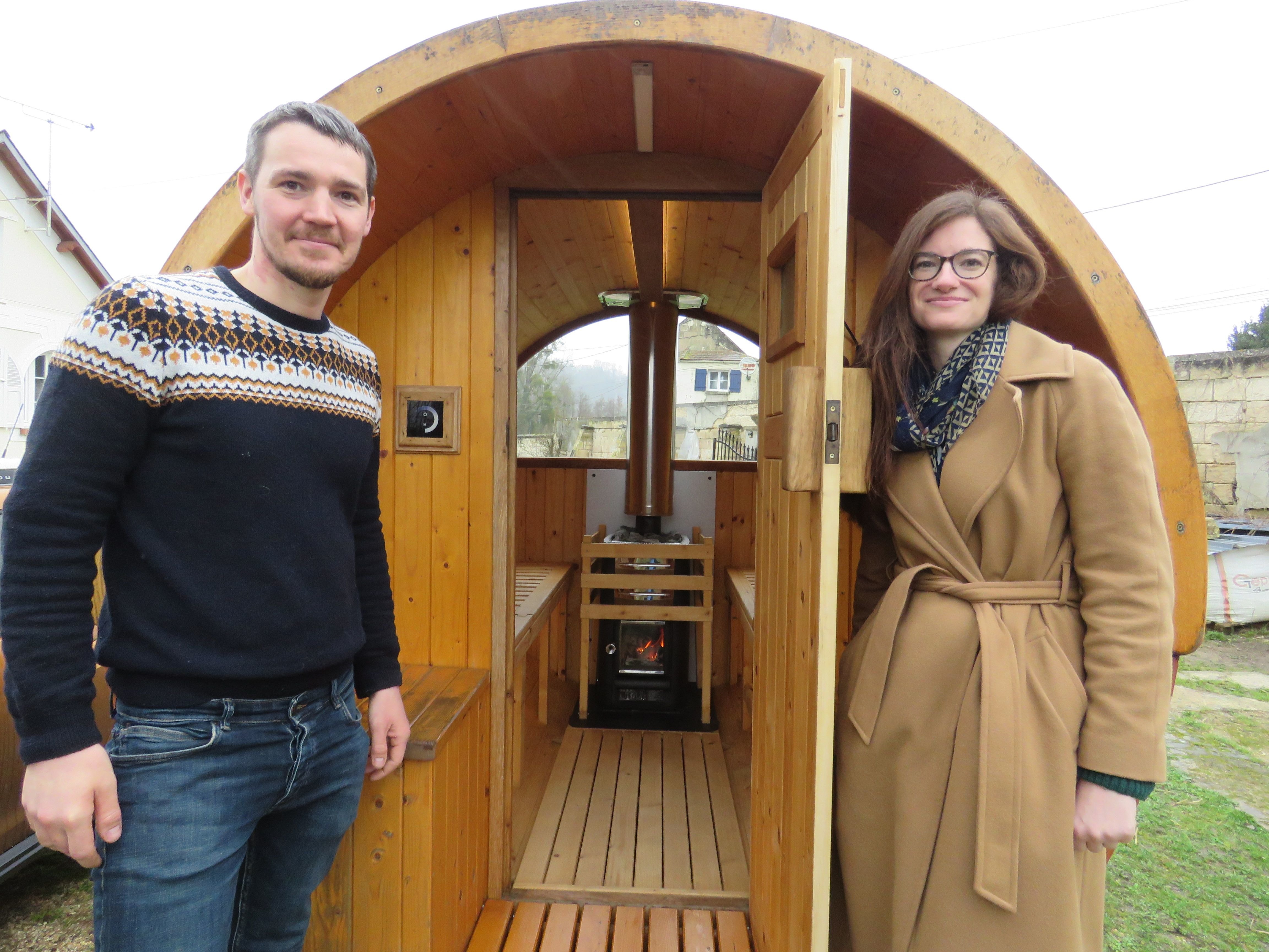 Saint-Pierre-lès-Bitry (Oise), jeudi 29 février. Janis Stamberg et Marie-Astrid Woiret ont imaginé ce sauna mobile, inauguré en août 2023 à Attichy. LP/Stéphanie Forestier