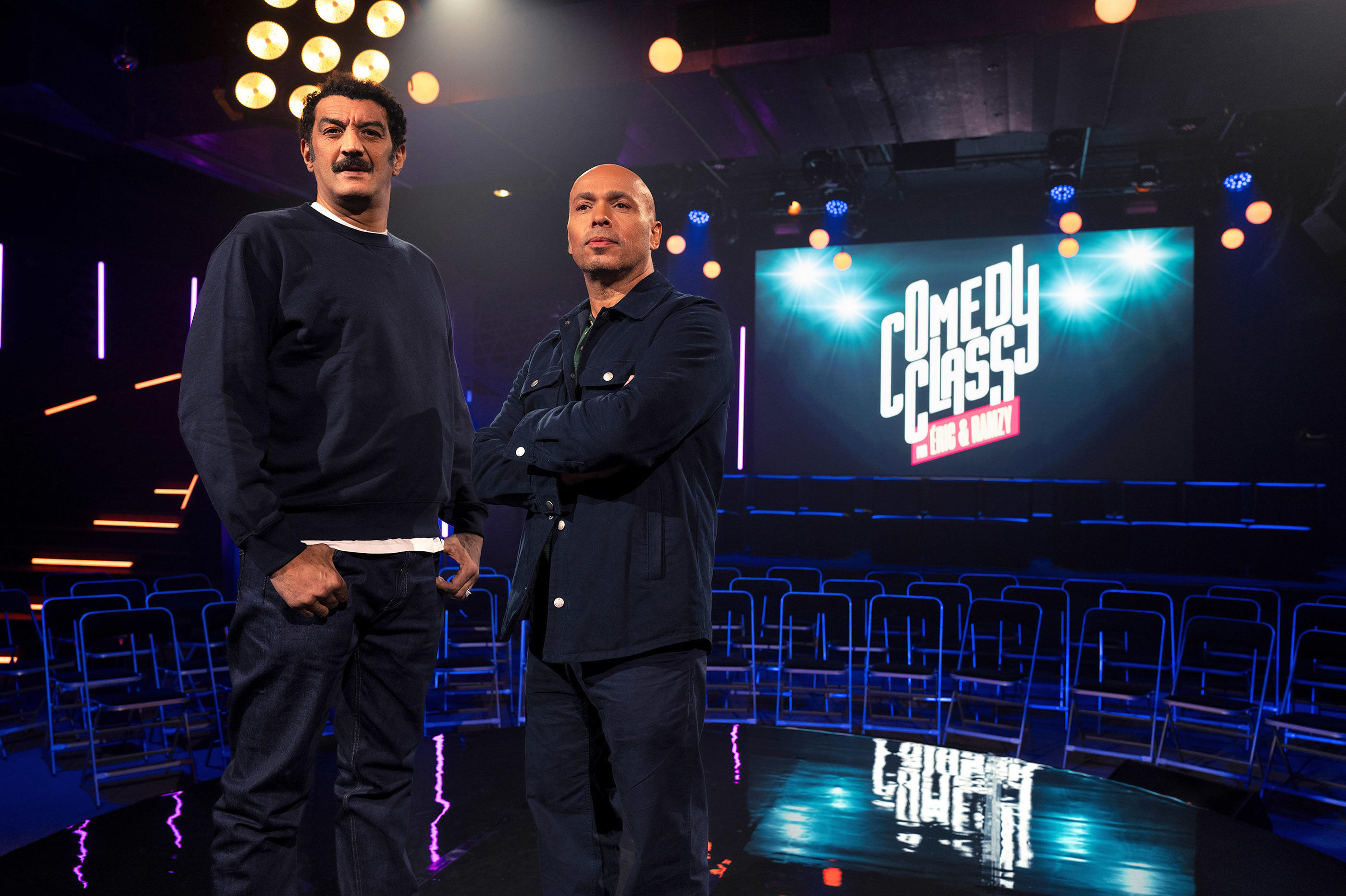 Éric Judor et Ramzy Bedia produisent un joli paquet d’étincelles dans «Comedy Class», concours de stand-up sur Prime Video. Etienne Jeanneret/Bureau 233/ITV