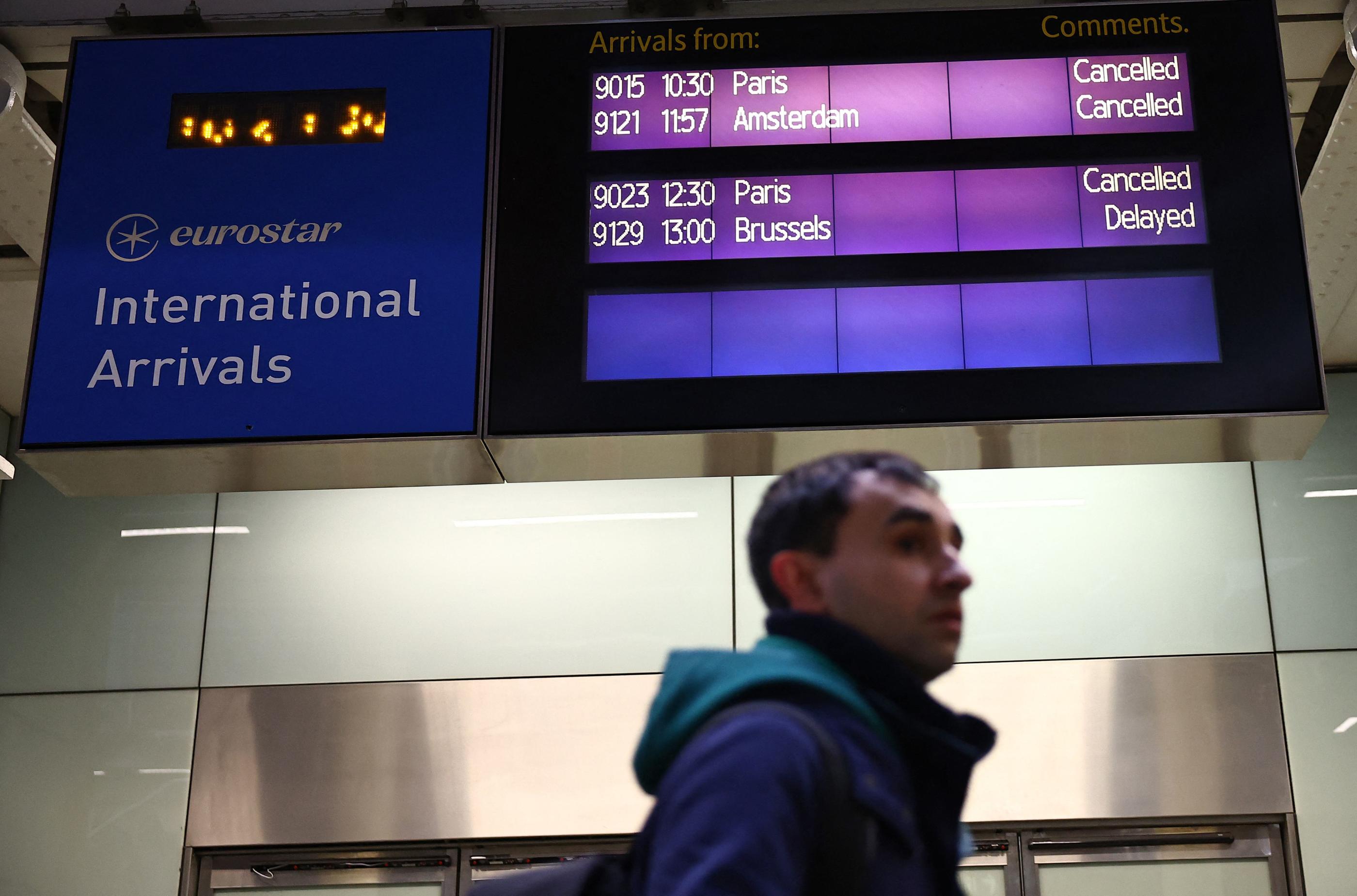 Le trafic des Eurostar va reprend ce dimanche mais d'importants retards sont à prévoir. AFP/HENRY NICHOLLS