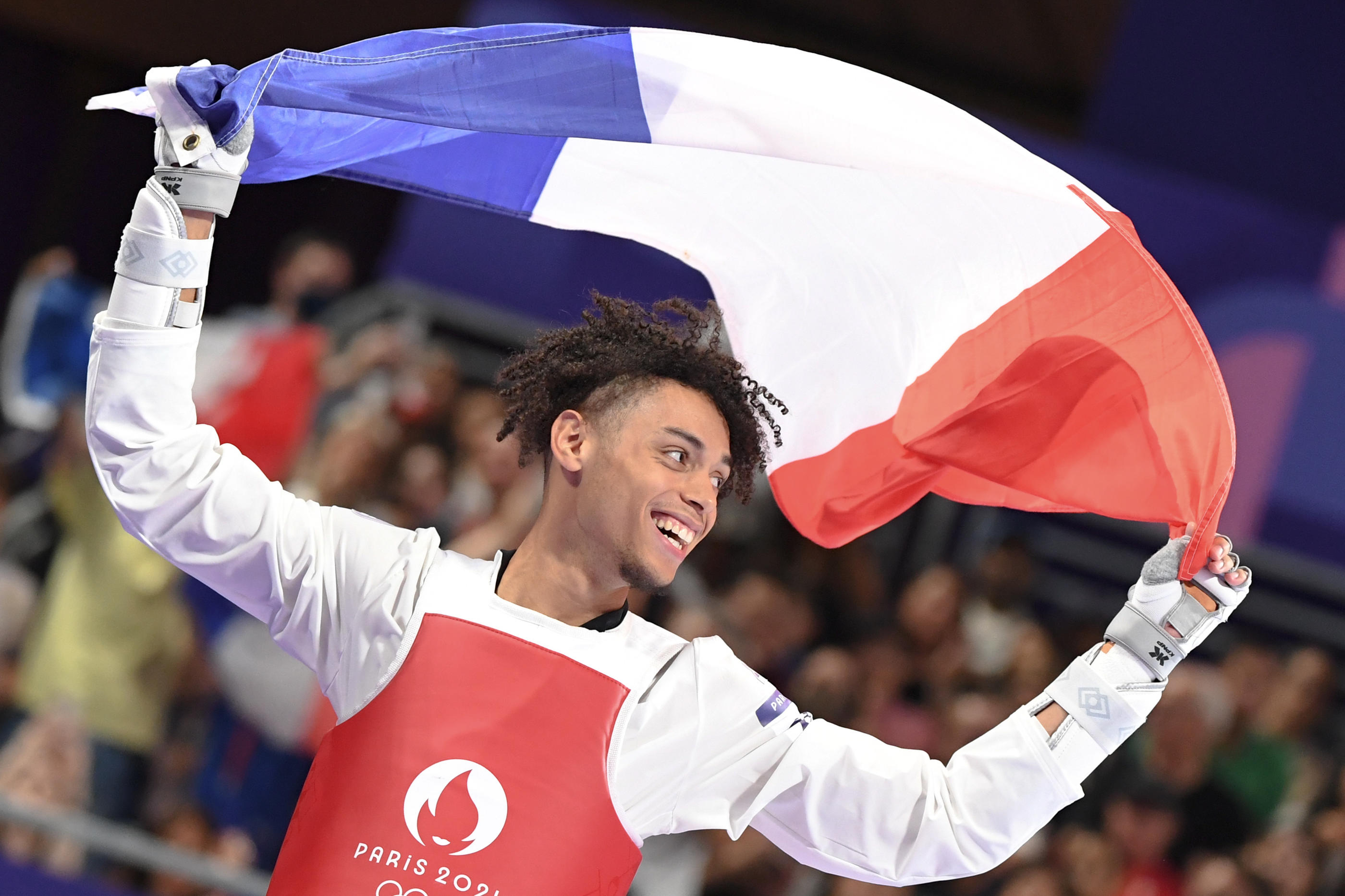 Après un début de tournoi compliqué, Cyrian Ravet a retrouvé le sourire, tout à sa joie d'avoir remporté la médaille de bronze. Icon Sport/Anthony Bibard/FEP