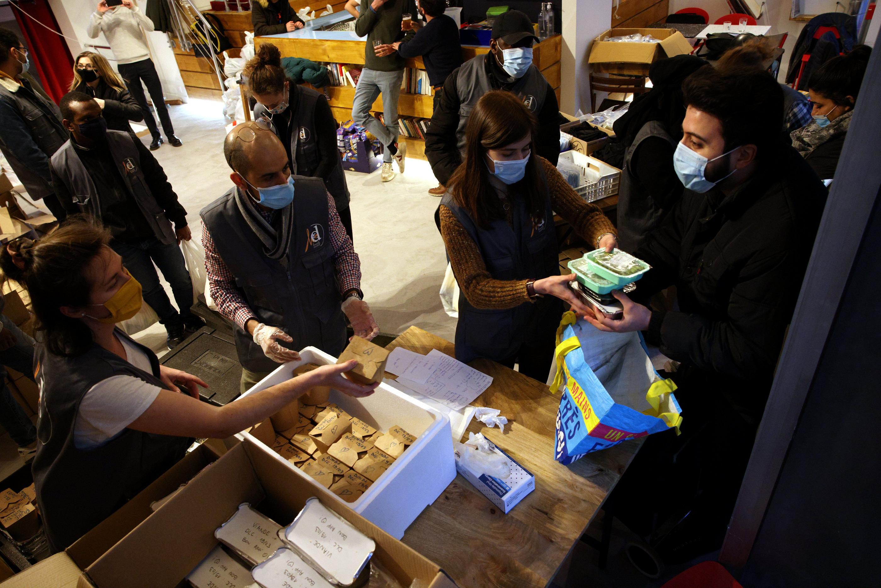 Selon le Baromètre solidarité, le secteur où l’évolution des dons est la plus forte est celui de la solidarité France (+ 45 %), qui intègre l’aide aux plus démunis au travers de l’aide alimentaire et ou du logement social notamment. LP/Frédéric Dugit