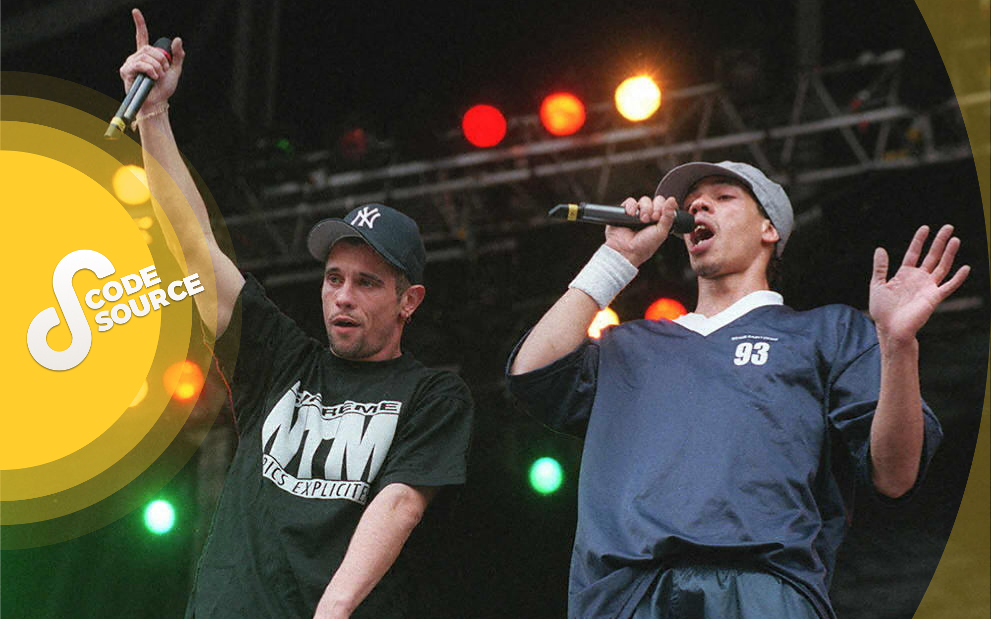 Le groupe NTM lors du premier festival rock à Paris, le 15 juin 1997 au Parc des Princes.