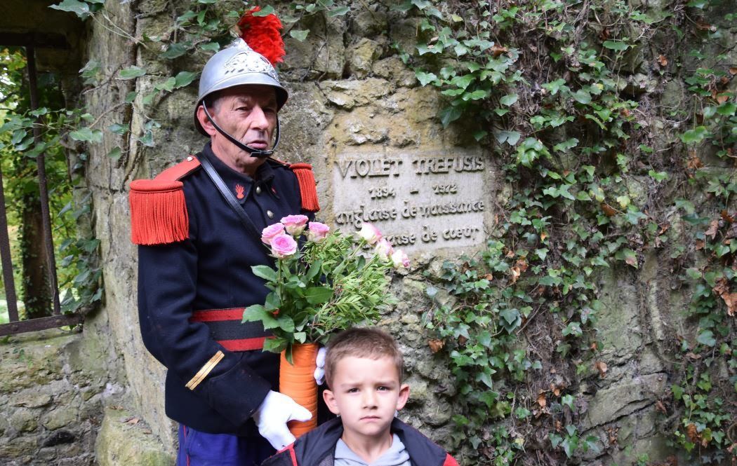 <b></b> Michel Charbonnier et son petit-fils Matthew, sont décédés dans l’explosion de leur voiture le mardi 7 mars dernier à proximité de l’école de la commune. 