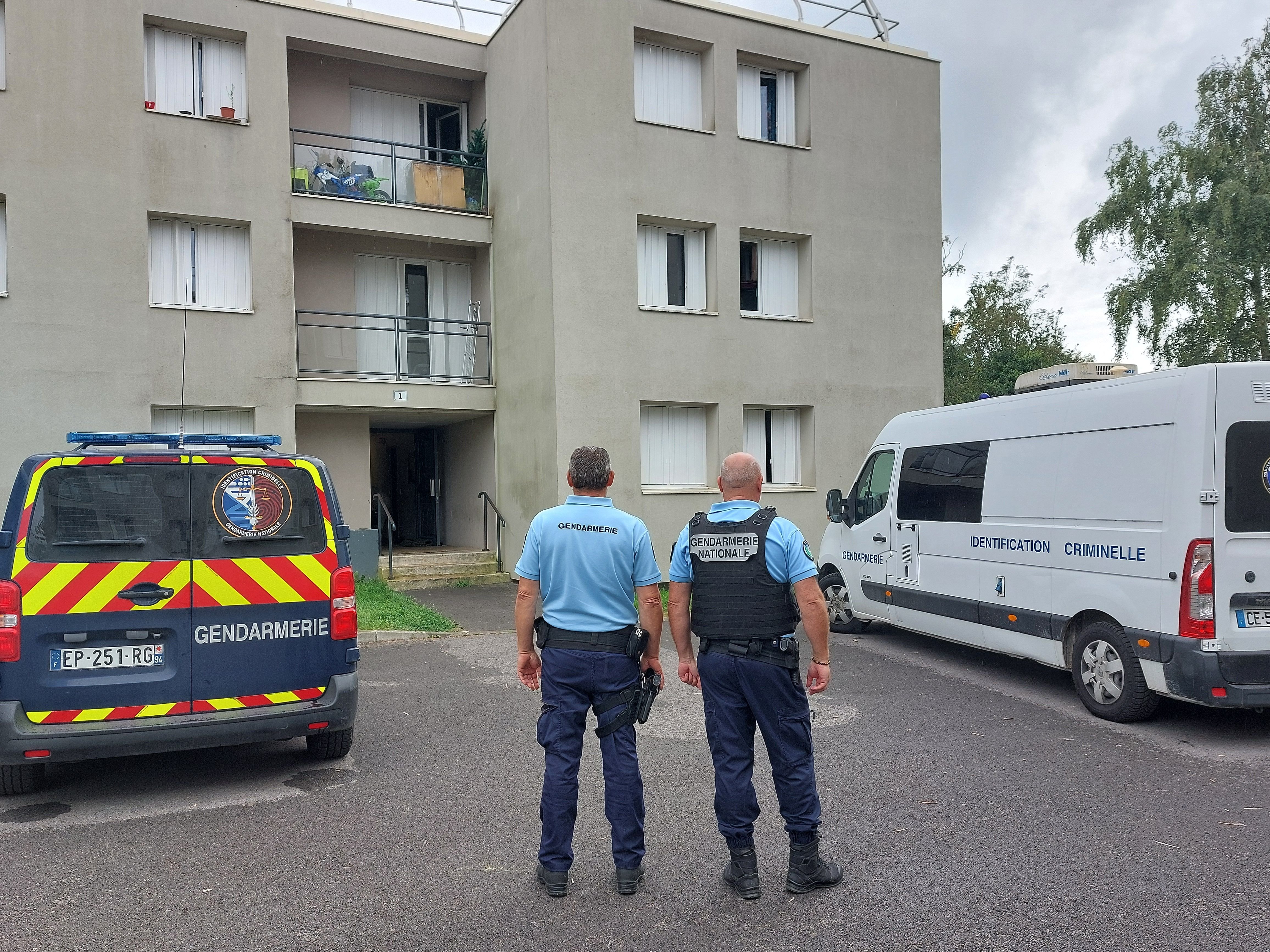 Mormant, samedi 7 septembre 2024. C'est au 1, square du Cheval blanc qu'un triple homicide est survenu dans un appartement. Le père a été interpellé. LP/Sophie Bordier