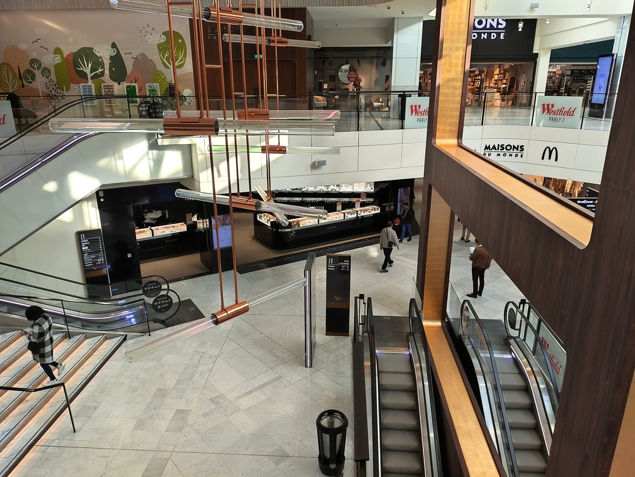 De nombreuses boutiques du centre commercial Parly 2 ont été confrontées toute la journée de vendredi à d'importantes difficultés pour faire fonctionner les terminaux de paiement. LP/M.T.