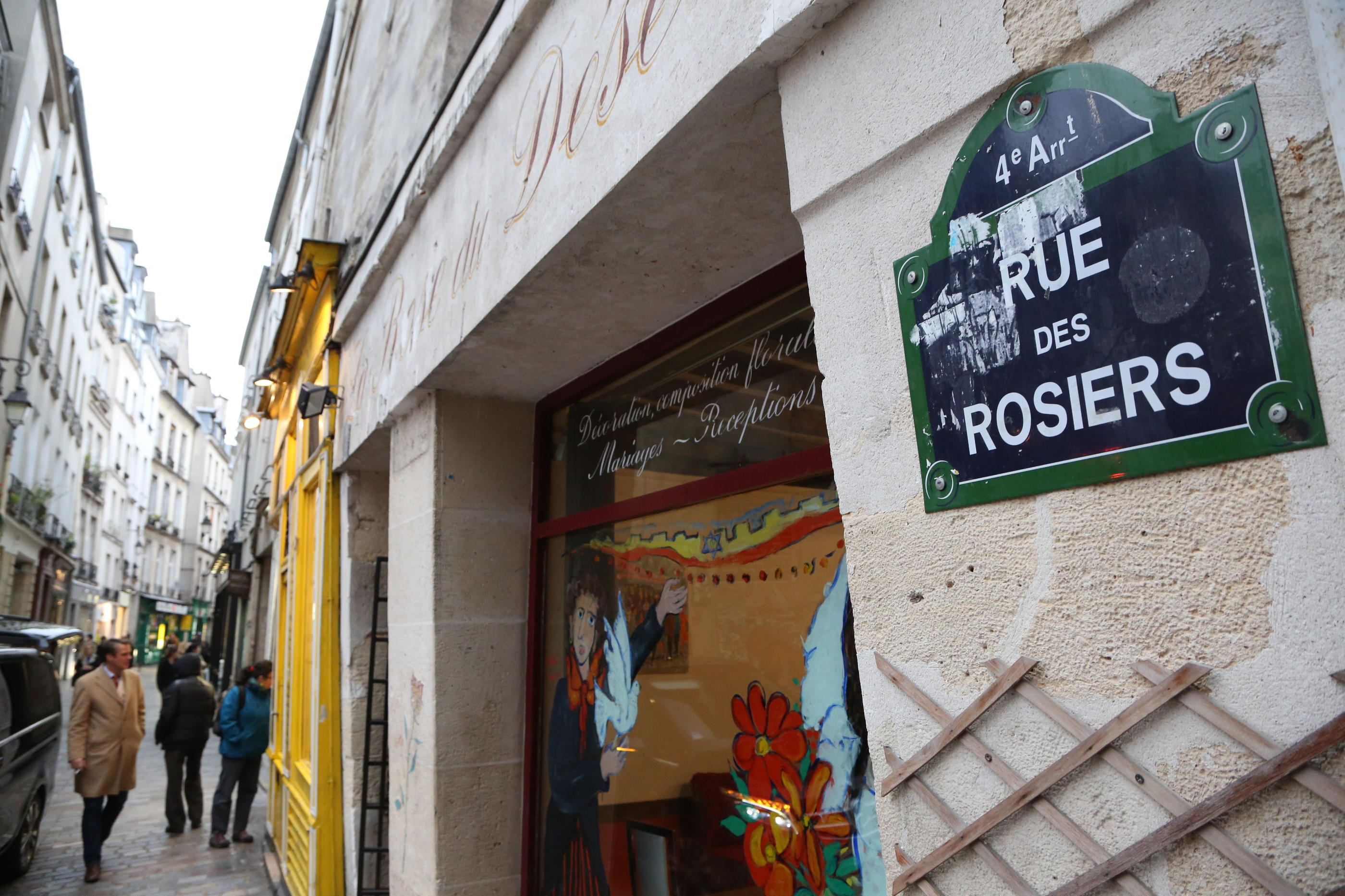 L'exilé pakistanais de 38 ans a semé la panique dans le quartier juif de la rue des Rosiers, située dans le IVe arrondissement de Paris. LP/Delphine Goldsztejn
