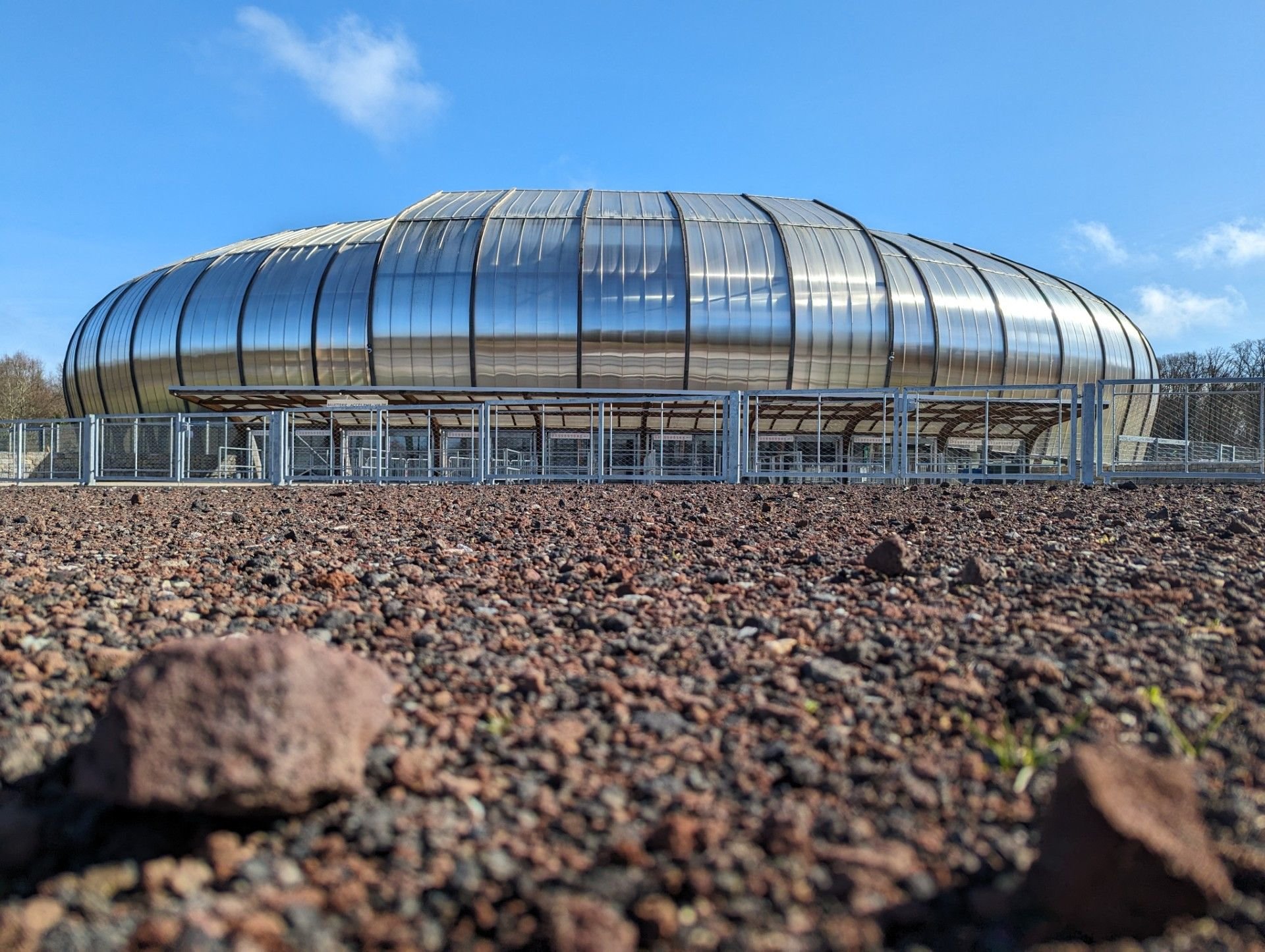 Le Zénith de Limoges (Haute-Vienne) accueille ce samedi et jusqu'à lundi un congrès pour préparer l'arrivée des extraterrestres sur Terre. LP/Franck Lagier