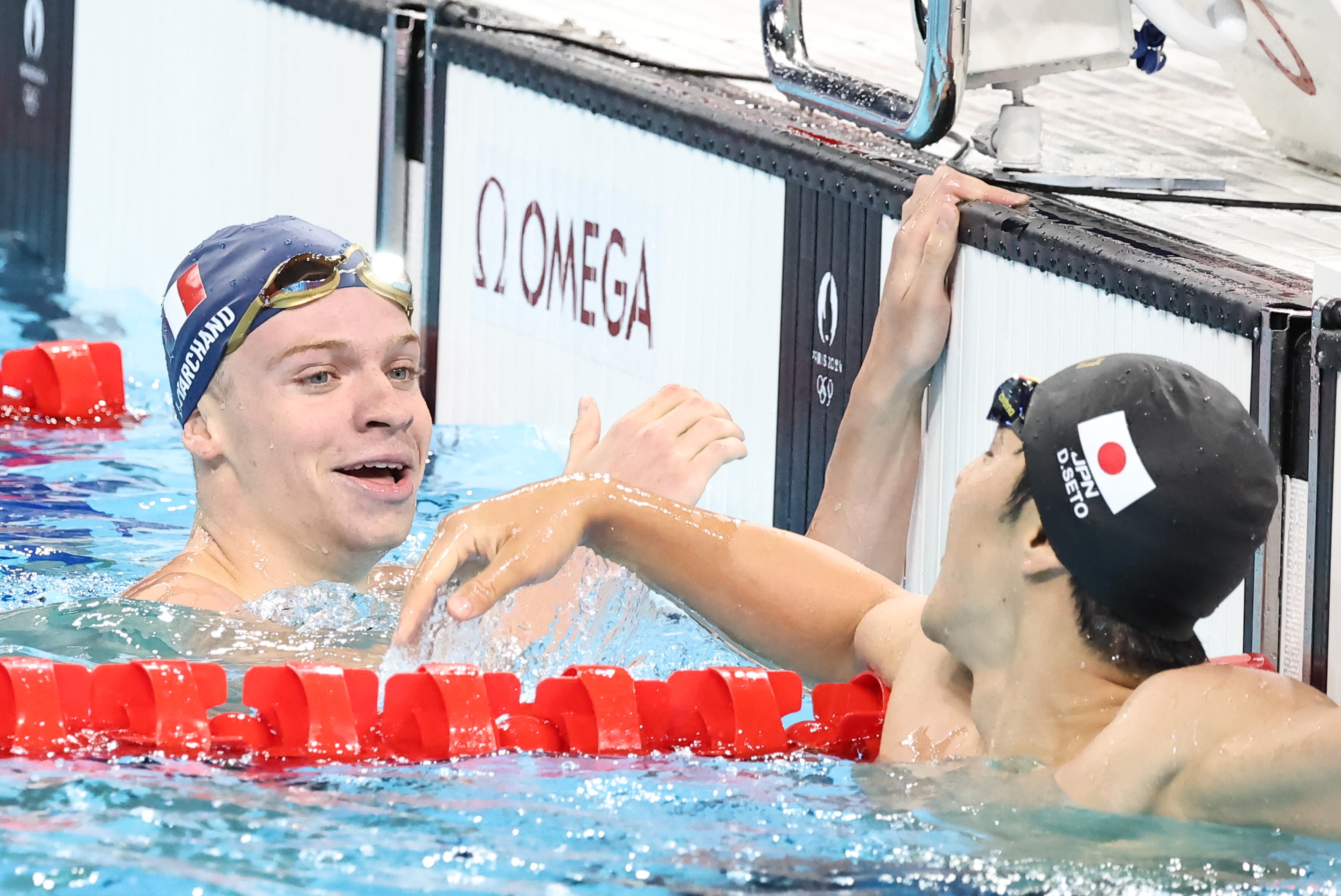 Léon Marchand peut sourire. La star des Bleus a signé le meilleur temps des demi-finales du 200 m 4 nages jeudi soir. LP/Frédéric Dugit