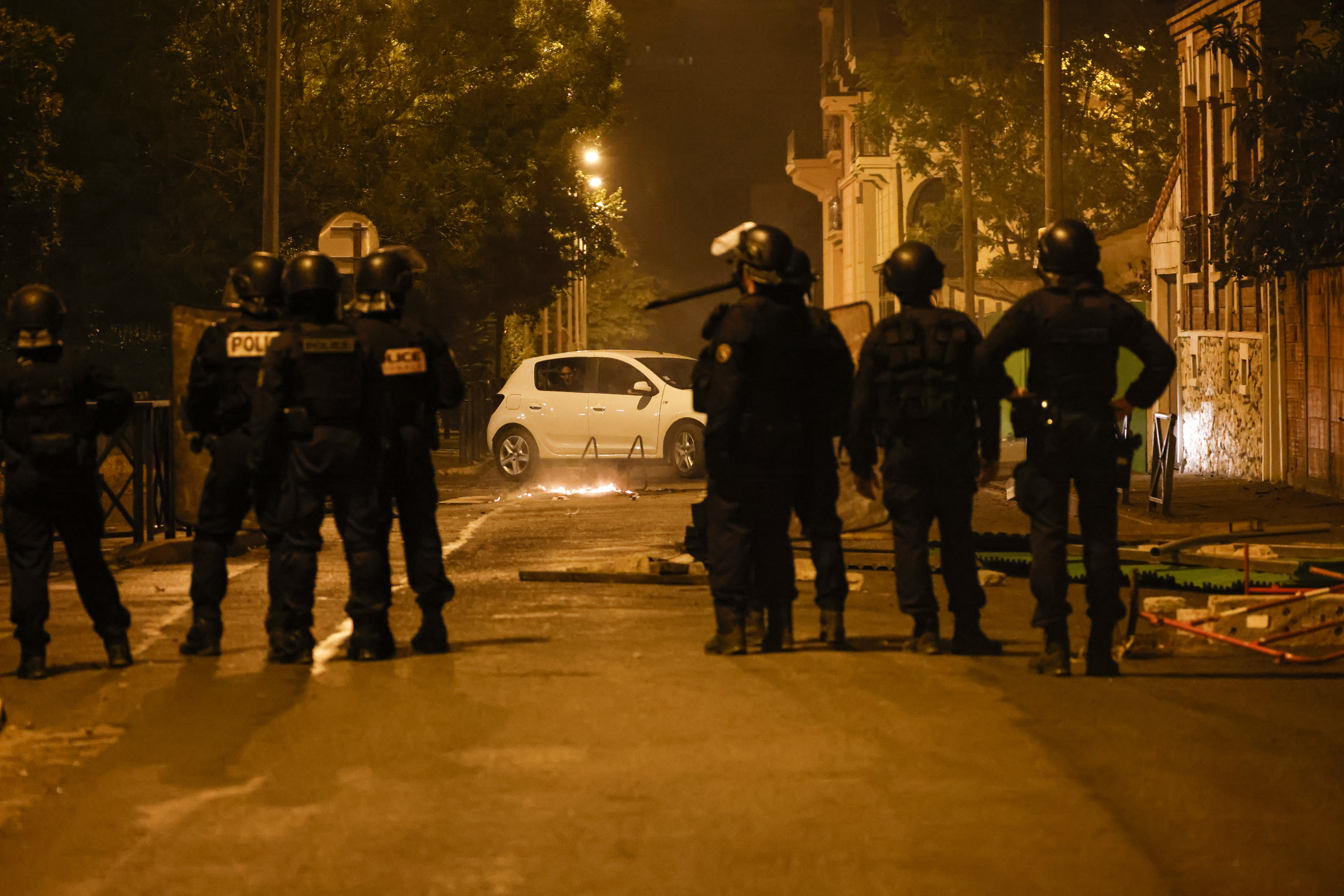 On rajoute de la tension au malheur » : le Calvados n'échappe pas aux  violences urbaines - Le Parisien