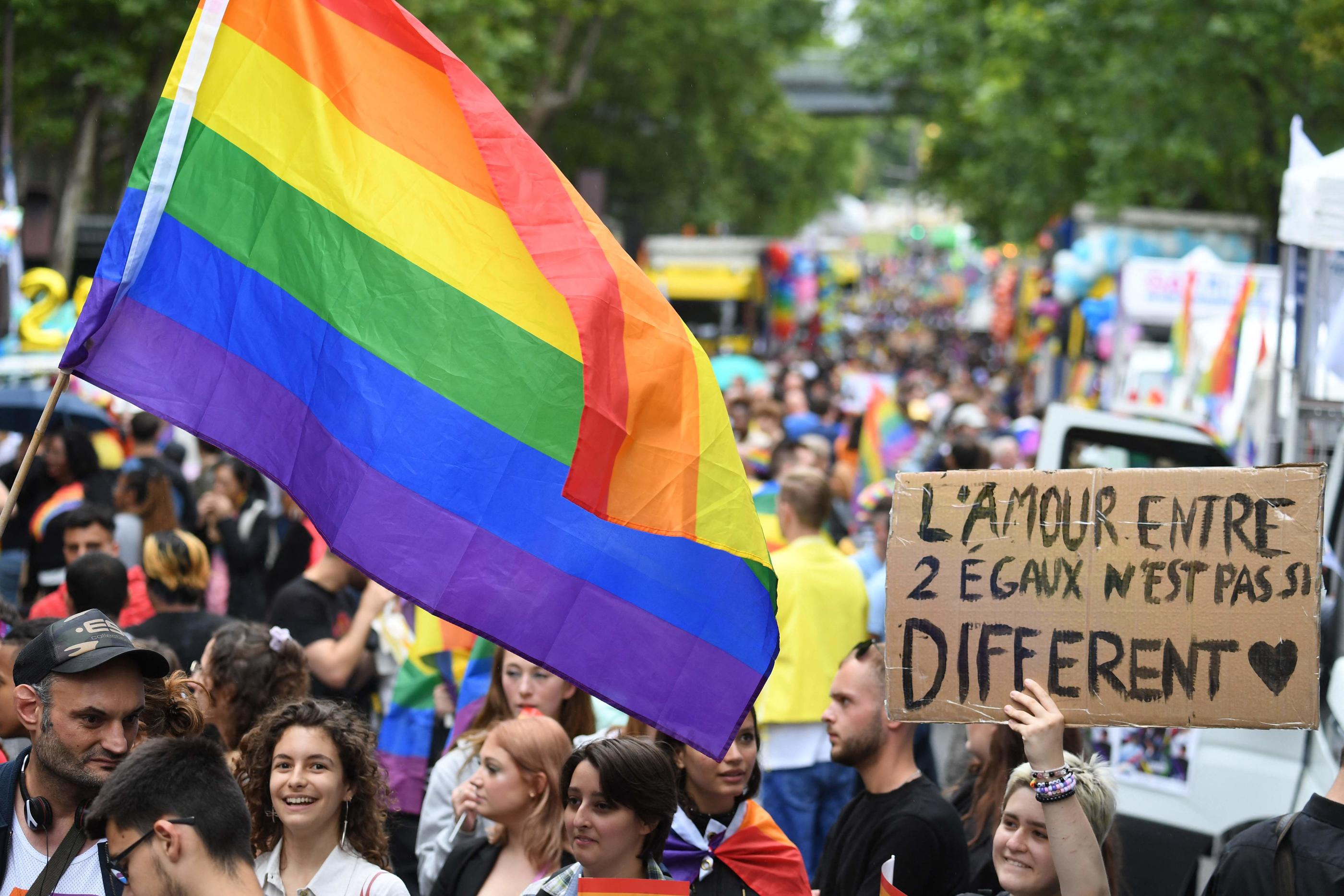 Au total, 4560 infractions contre les lesbiennes, gay, bi et trans ont été enregistrées l’an passé. AFP/Alain JOCARD
