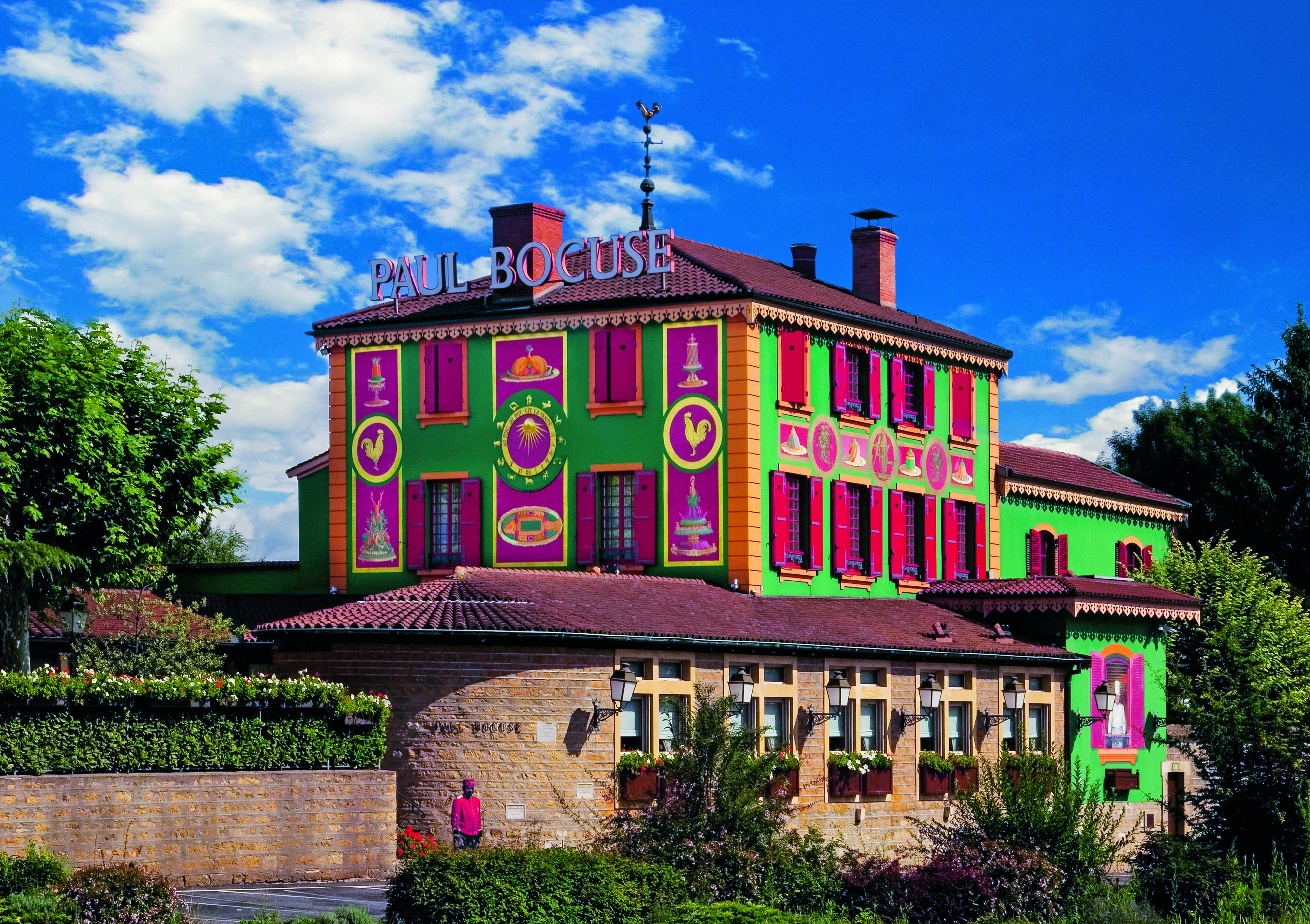 Dans le Rhône, le mythique restaurant Paul Bocuse fête ses 100 ans - Le  Parisien