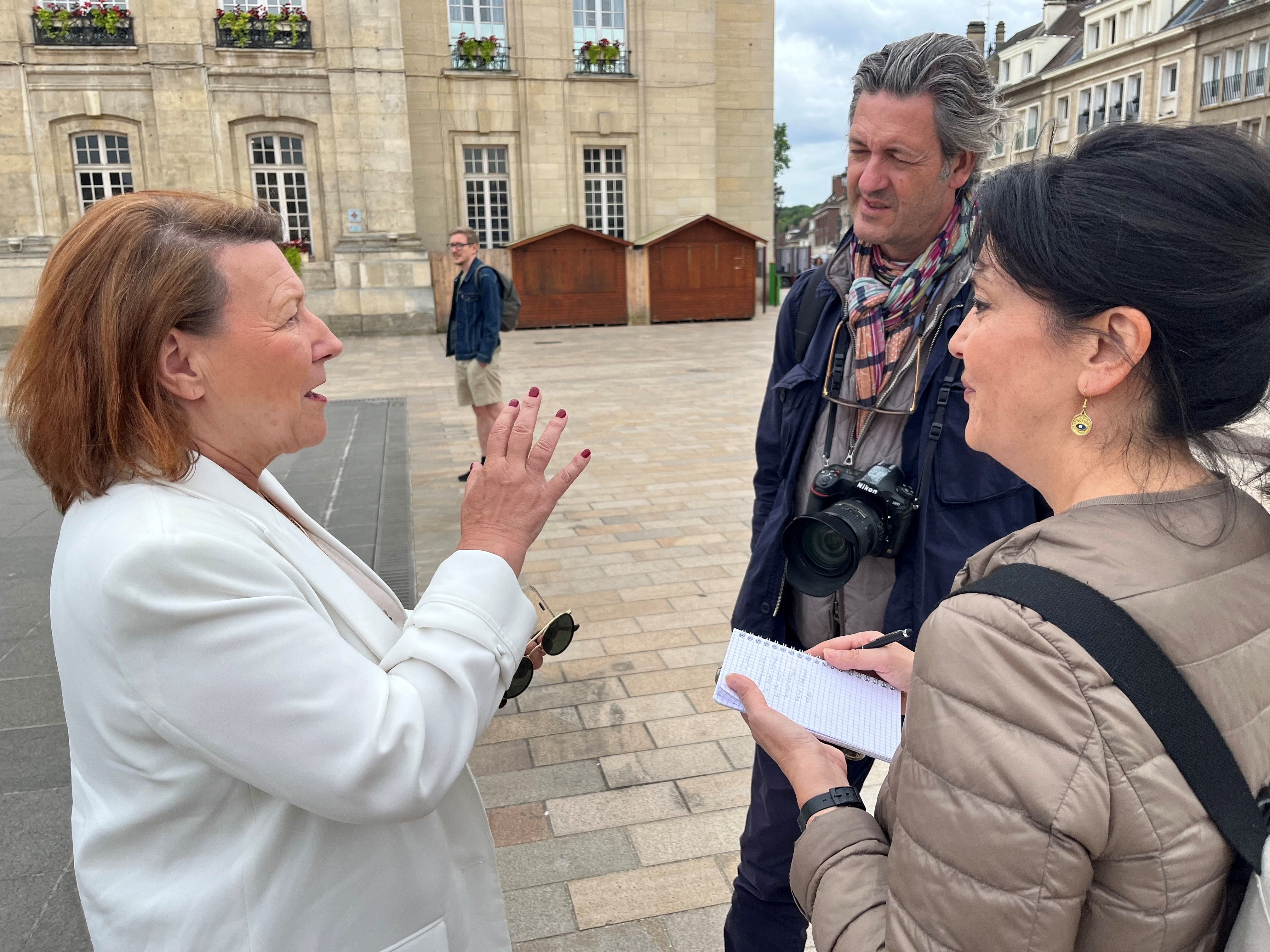 Beauvais, le 7 juillet. Claire Marais-Beuil, nouvelle députée RN de la 1re circonscription de l'Oise, a répondu aux questions des journalistes du New York Times. LP/Patrick Caffin