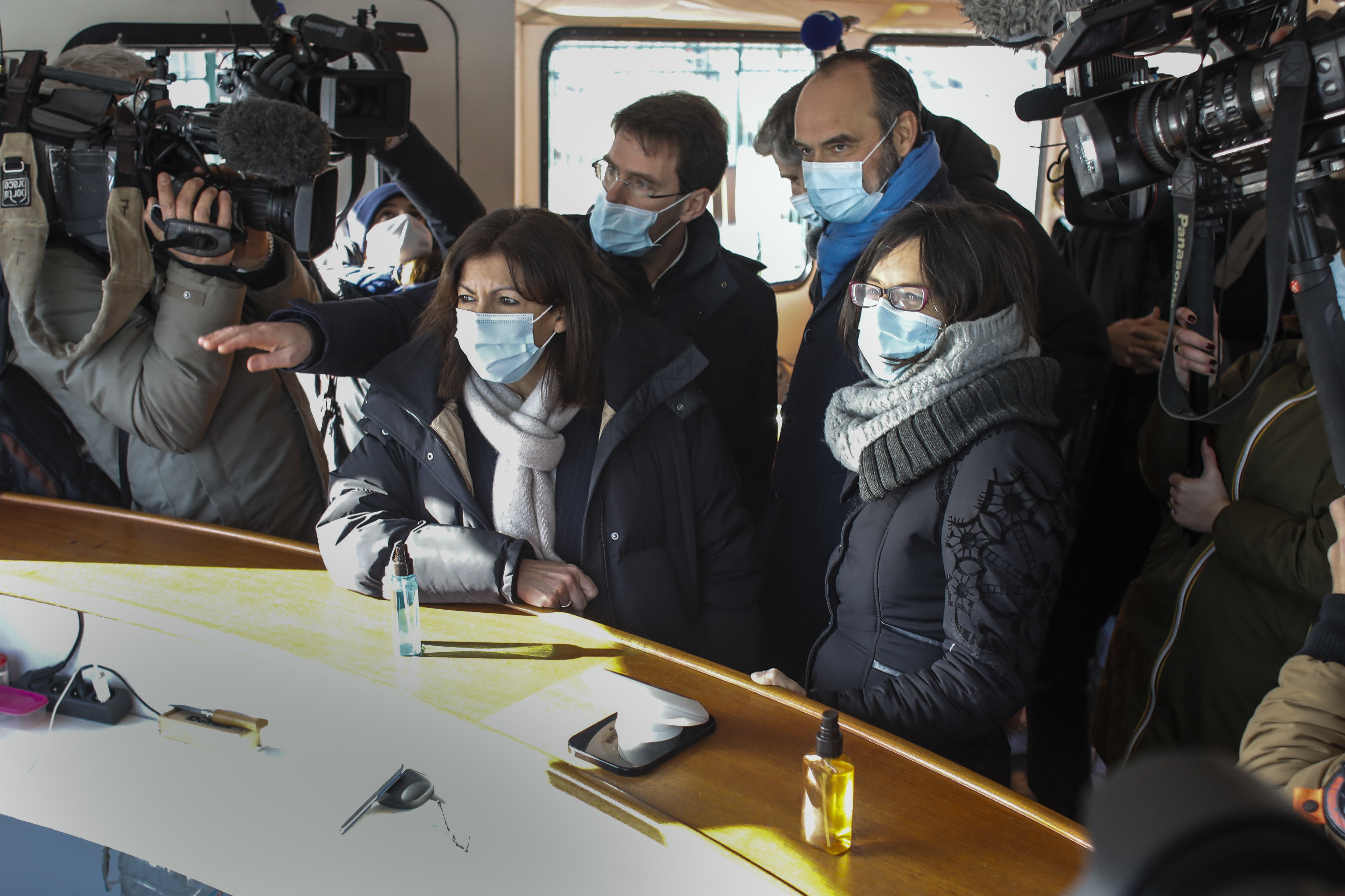 Rouen, 76, France, le 11 février 2021. Nicolas Mayer-Rossignol (avec des lunettes), le maire de Rouen a invité Anne Hidalgo, maire de Paris, et Edouard Philippe, maire du Havre, à une réunion de trvail sur l'Axe Seine. LP/Olivier Corsan