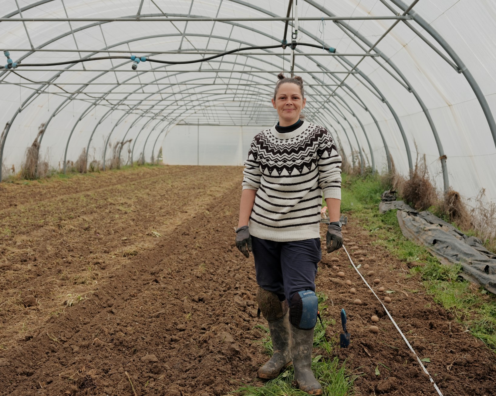 Ancienne coiffeuse, Muriel El Yafi a rejoint L’Essor maraîcher en janvier 2023. Elle fait partie des « Nima », ces jeunes pousses « non issues du milieu agricole ». Guillaume Rivière