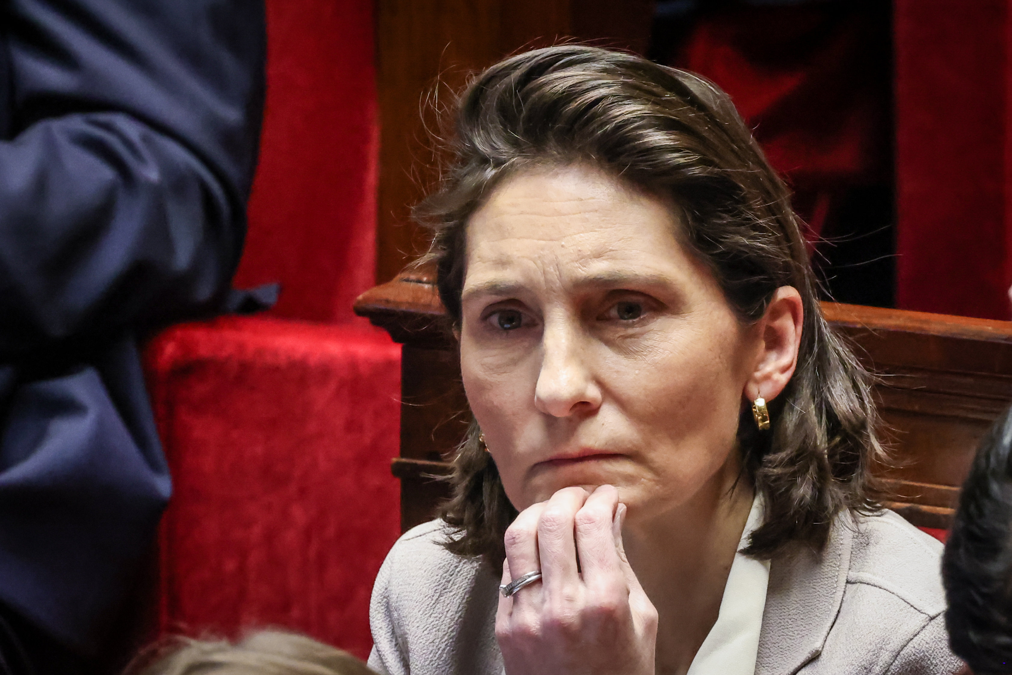 Ce mardi, lors des Questions au gouvernement, à l’Assemblée nationale, Amélie Oudéa-Castéra s’est retrouvée mise sur le gril. Elle s’est défendue en mettant en avant sa « sincérité ». LP/Frédéric Dugit