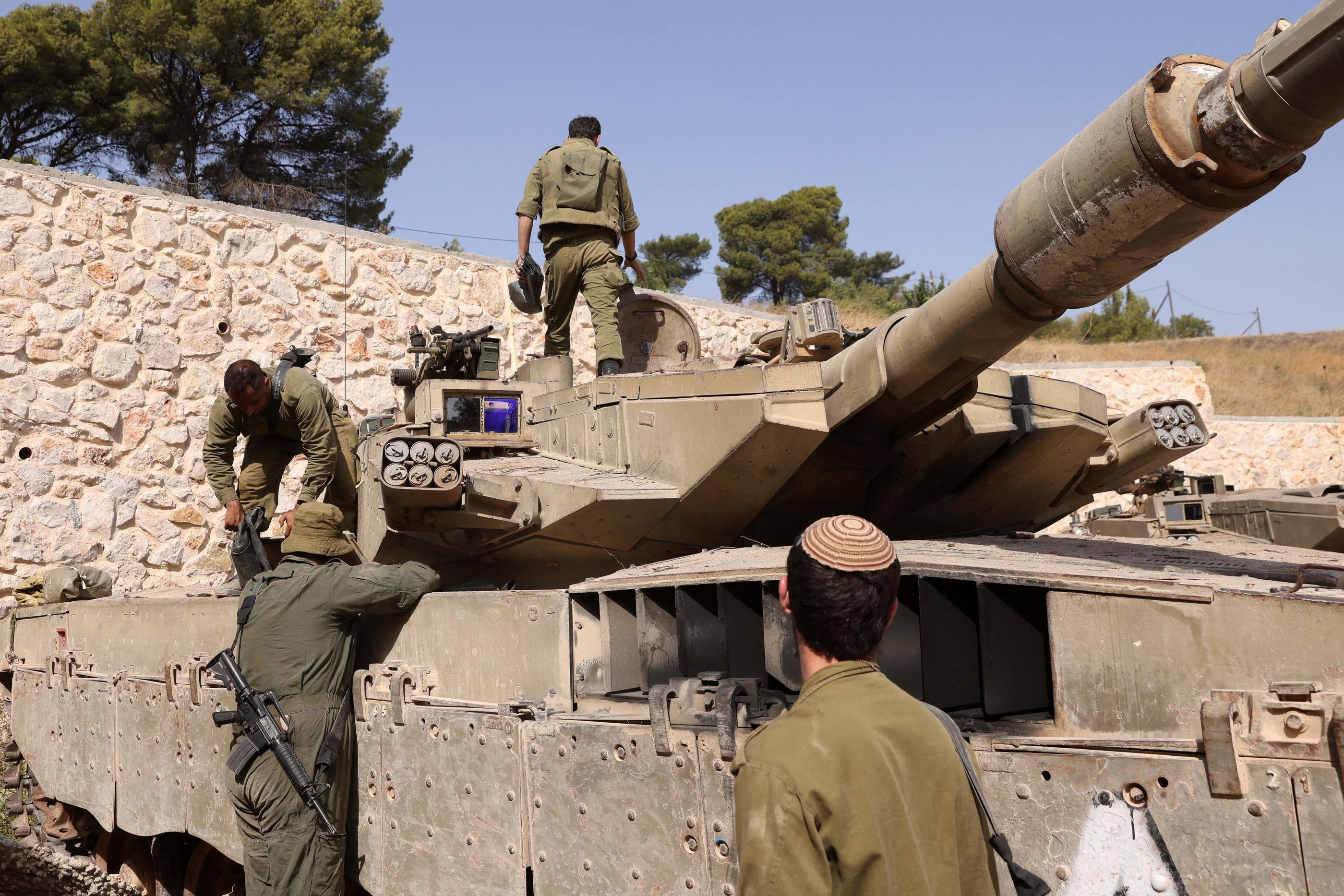 L’armée israélienne a affirmé que « certaines des roquettes ont été interceptées ». AFP/Jalaa MAREY