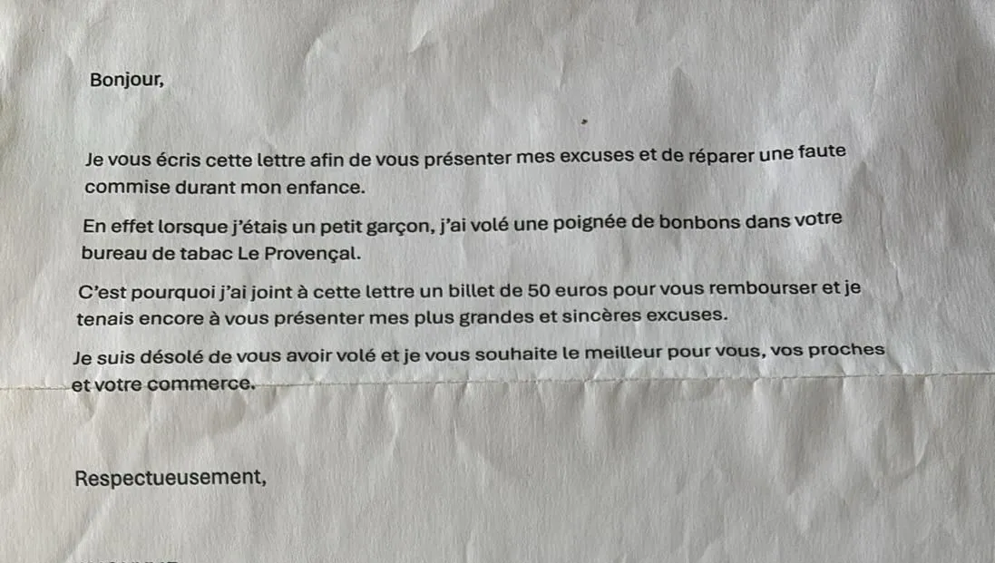 La lettre adressée au buraliste n'a pas été signée. Uzes bar le Provencal/Facebook