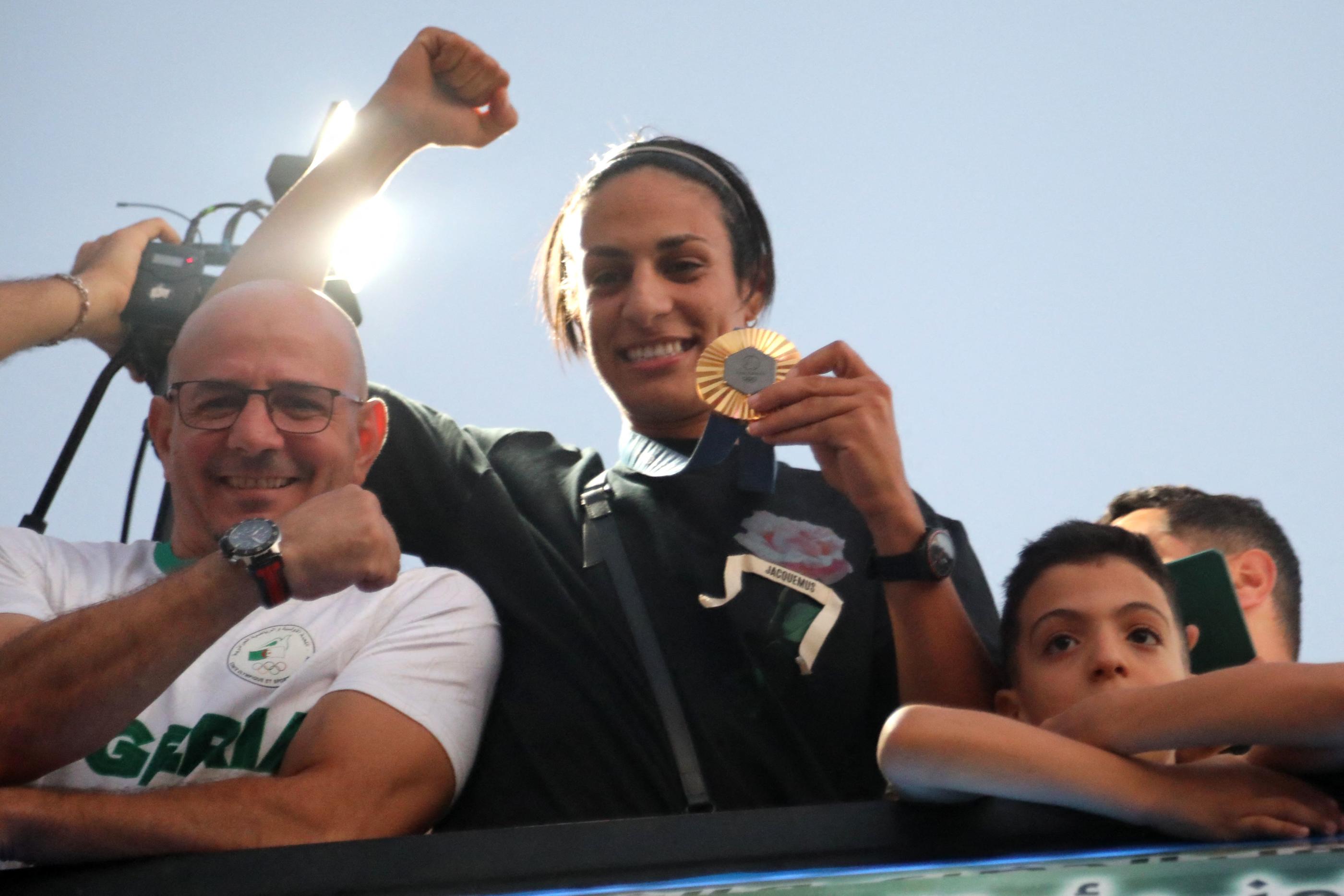 Imane Khelif est retournée dans sa région natale pour célébrer son titre olympique (AFP).