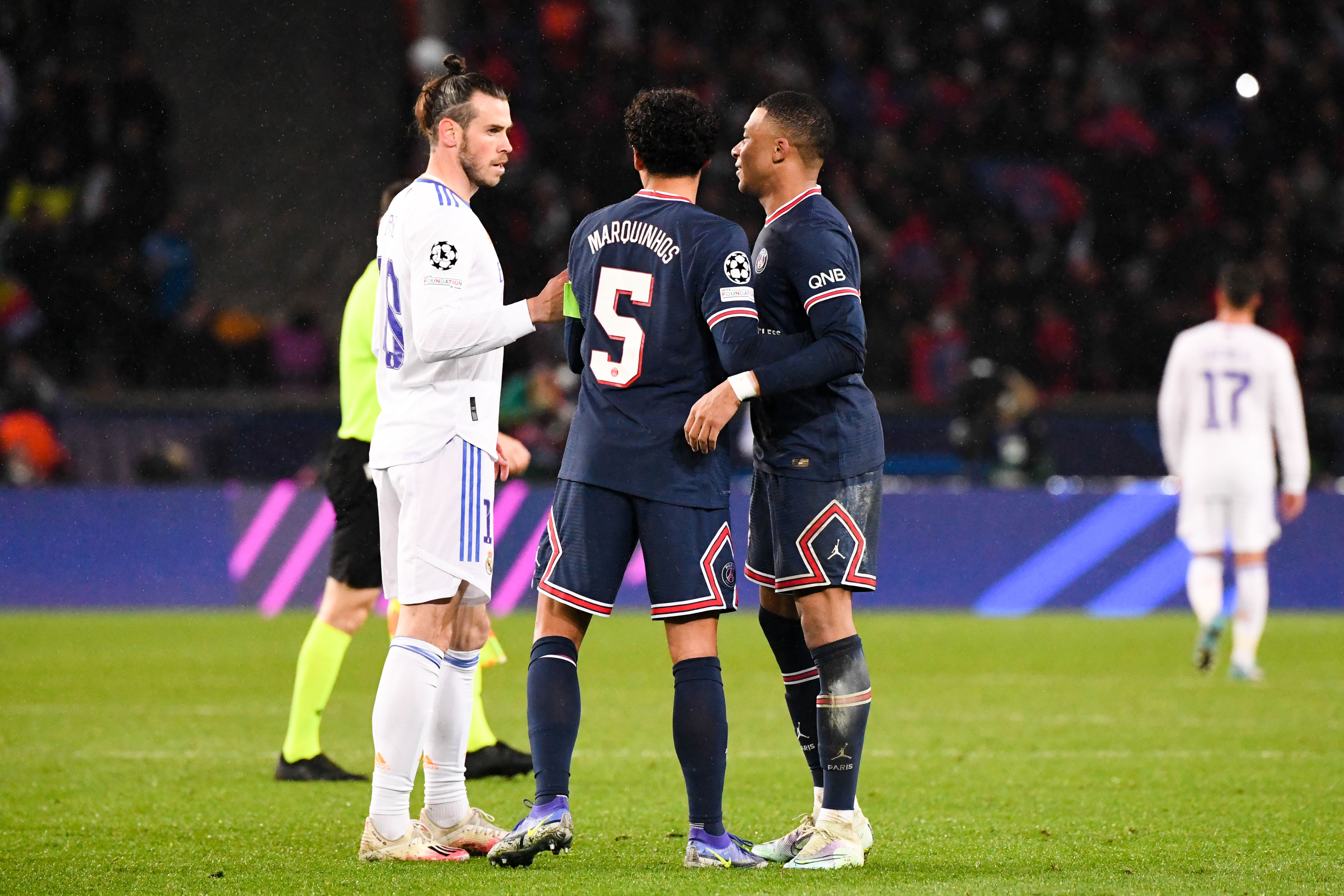 C'est la propriété de Gareth Bale (à gauche, lors du match PSG-Real en février 2022) que Kylian Mbappé a rachetée à Madrid. Icon Sport